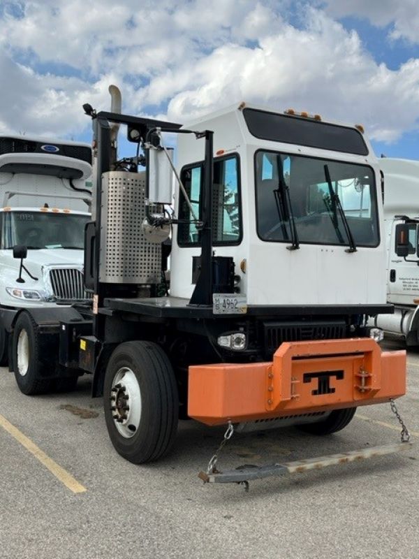 Home Lakeside International Trucks