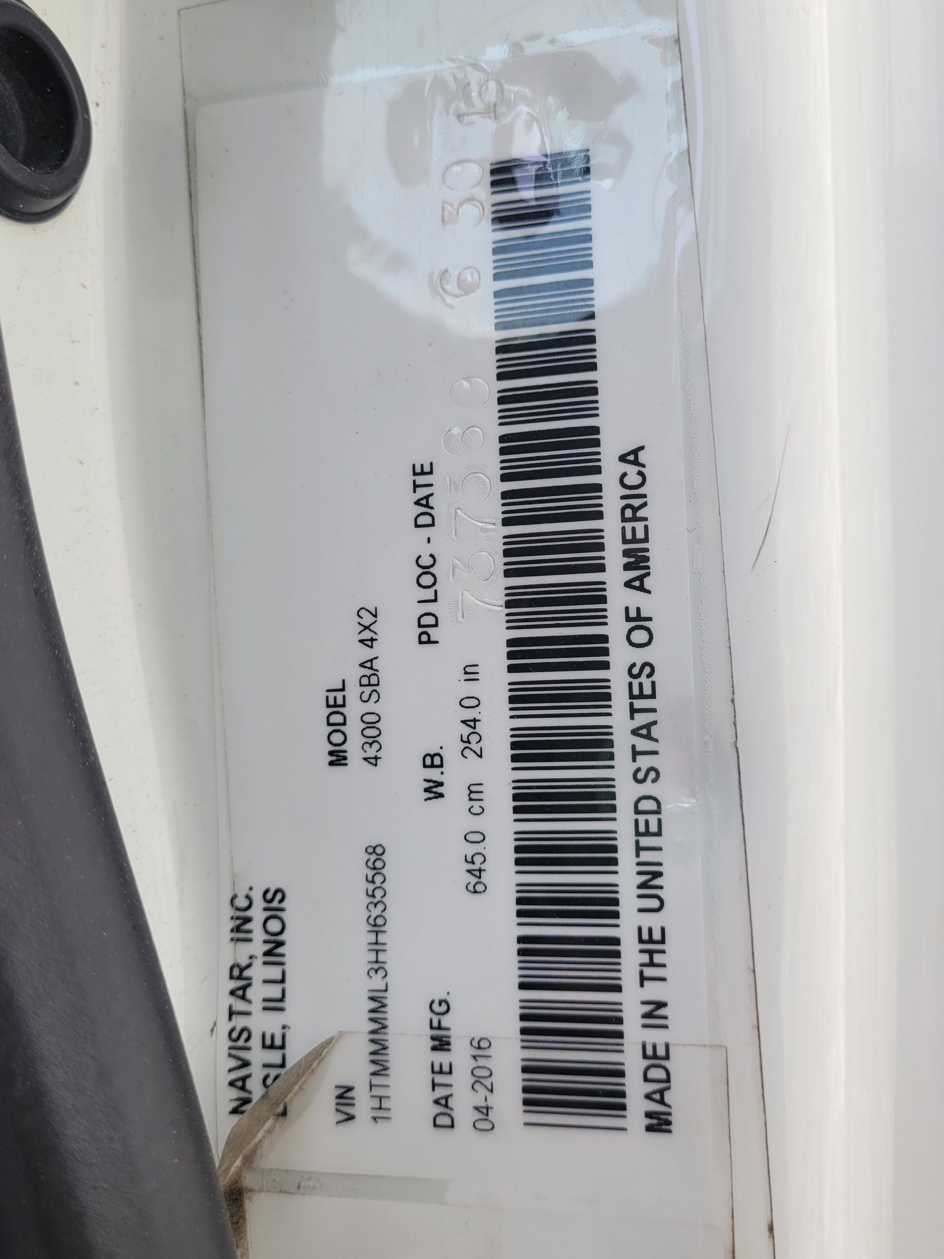 Home Lakeside International Trucks