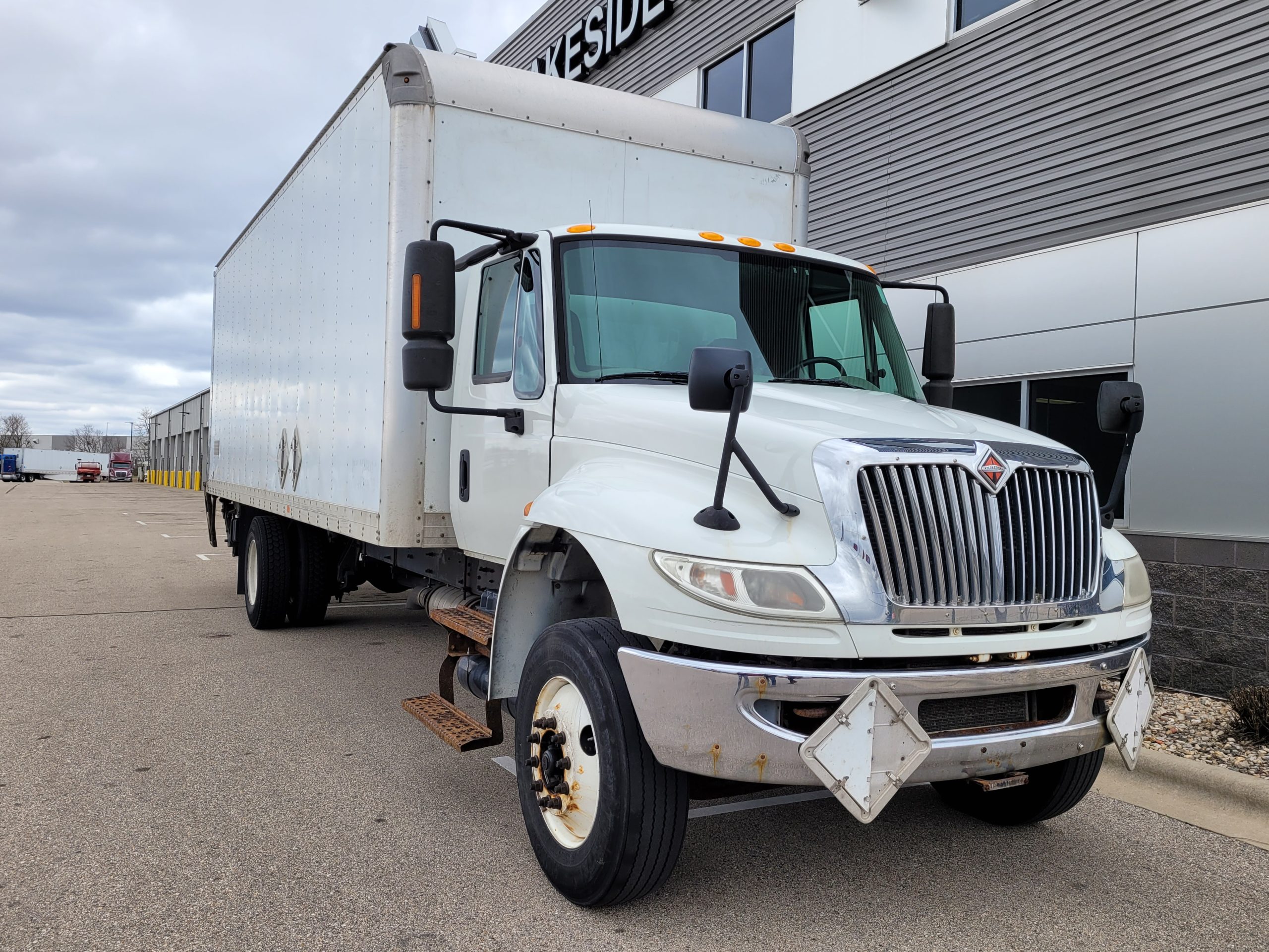 Medium Duty Lakeside International Trucks