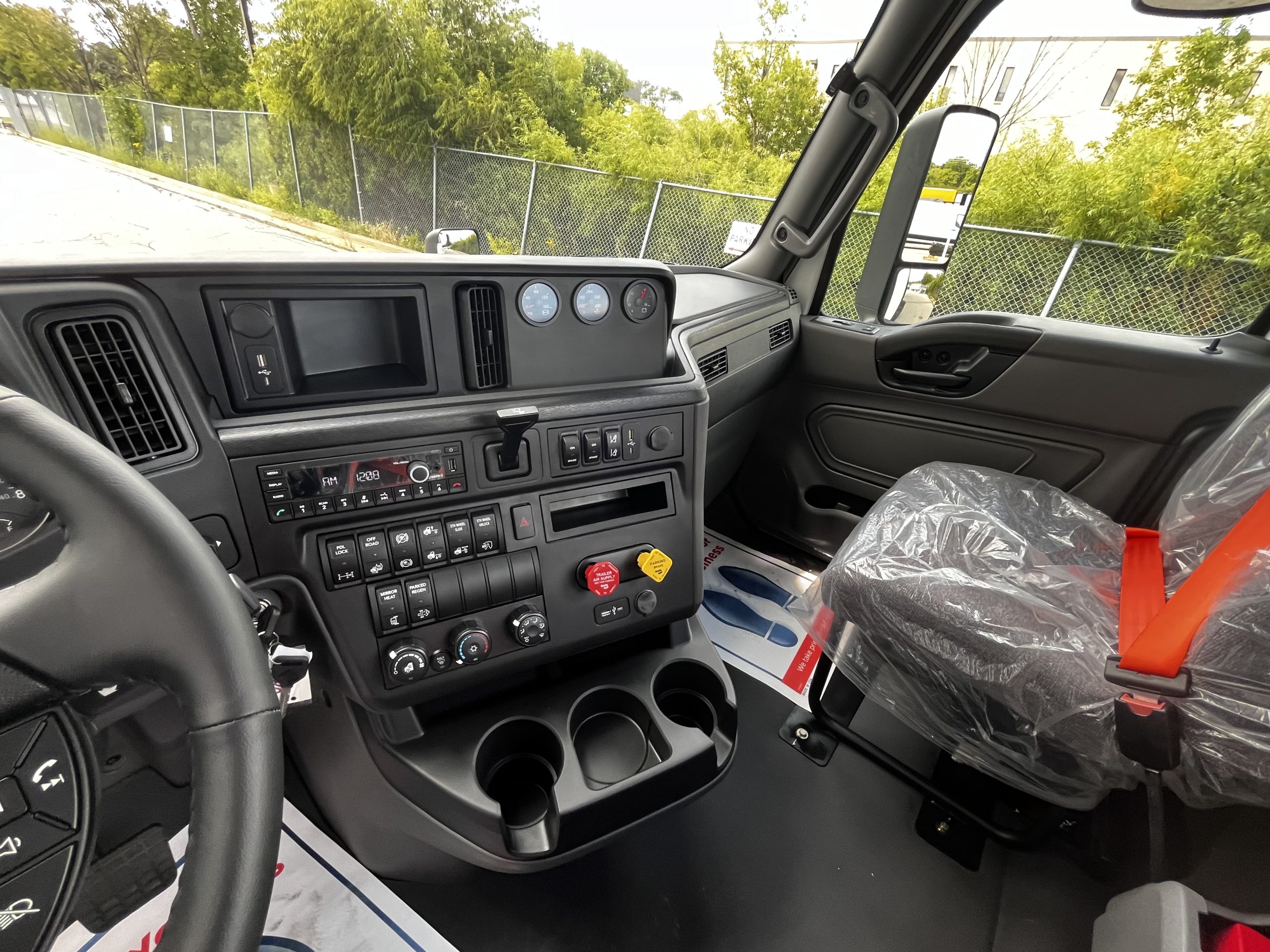 2025 INTERNATIONAL LT625 14055-09 2025 INTERNATIONAL LT625 14055-09