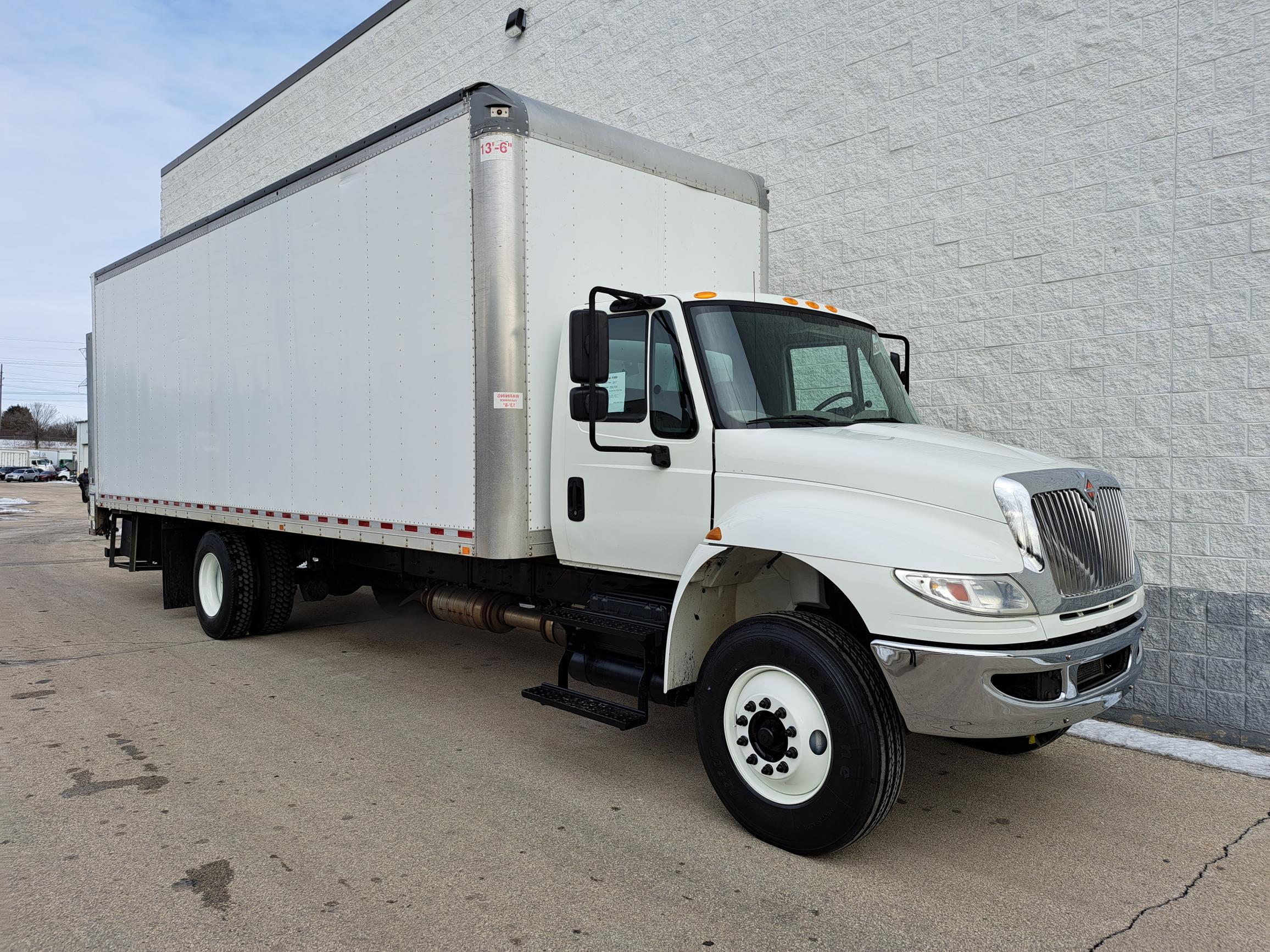 2017 INTERNATIONAL 4300 UT17847-01 2017 INTERNATIONAL 4300 UT17847-01