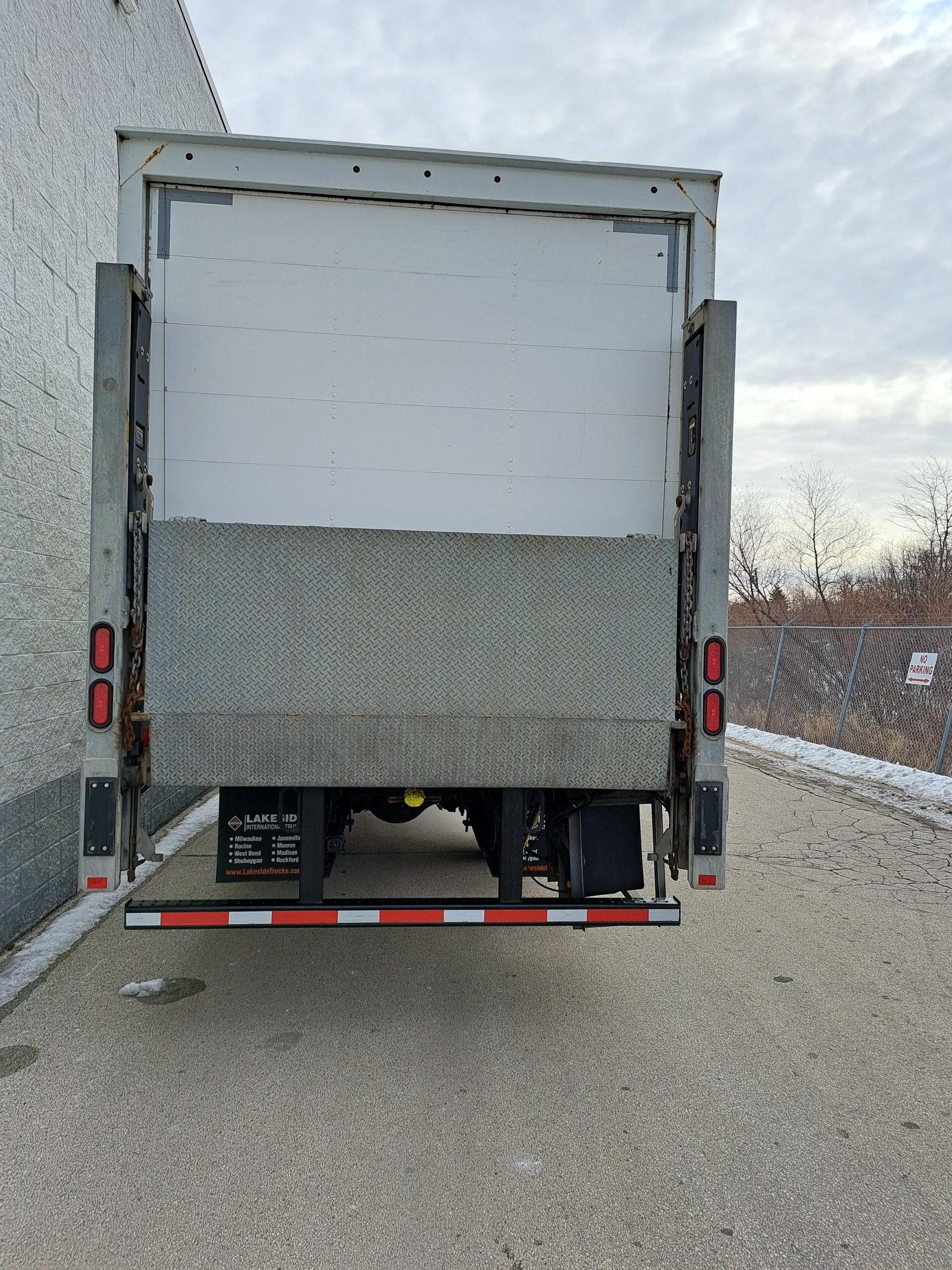 2017 INTERNATIONAL 4300 UT17847-08 2017 INTERNATIONAL 4300 UT17847-08