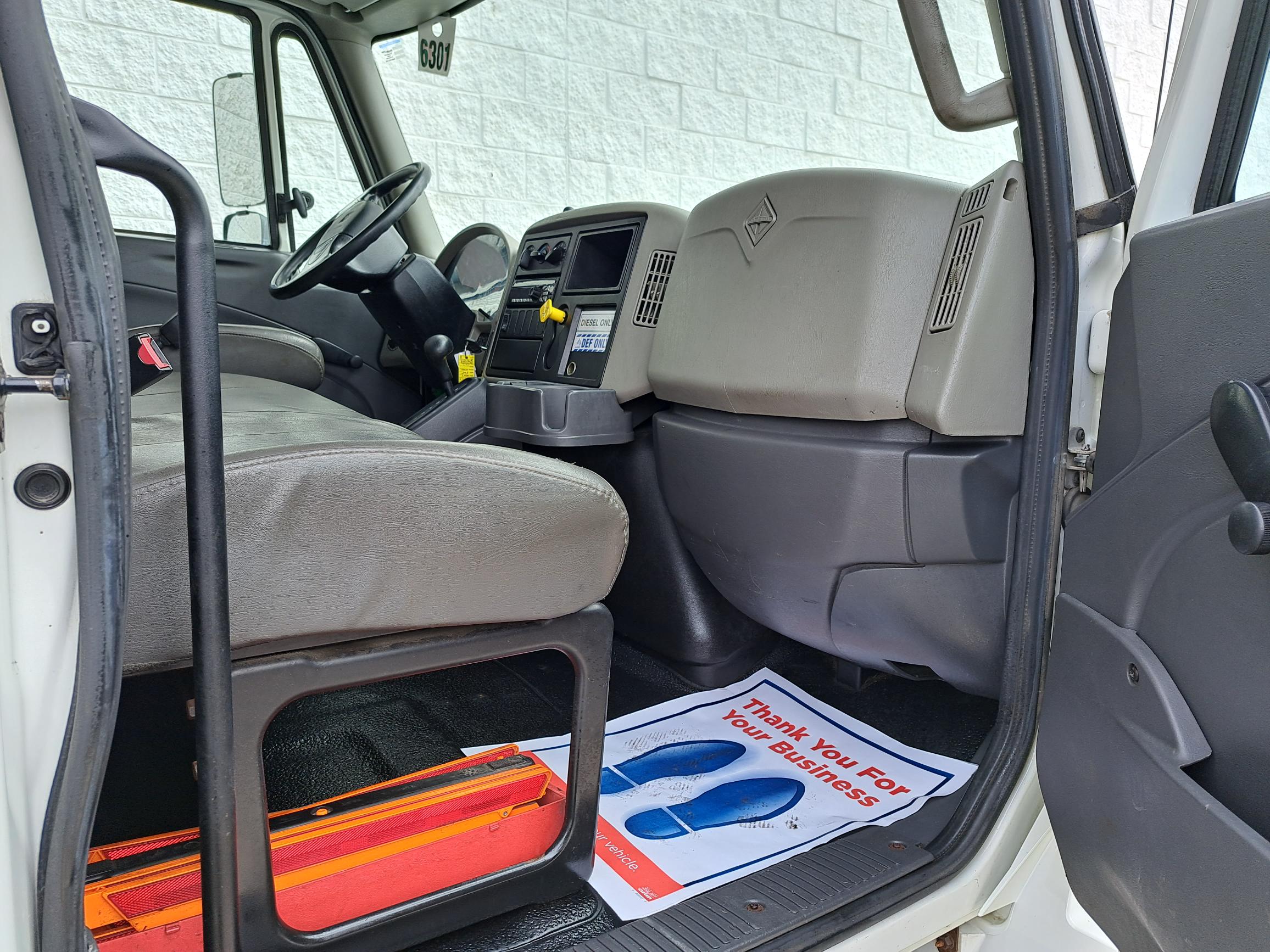 2017 INTERNATIONAL 4300 UT17847-11 2017 INTERNATIONAL 4300 UT17847-11