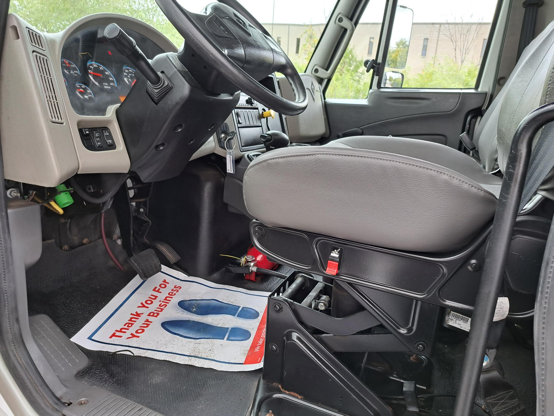 2018 INTERNATIONAL 4300 UT17943-08 2018 INTERNATIONAL 4300 UT17943-08