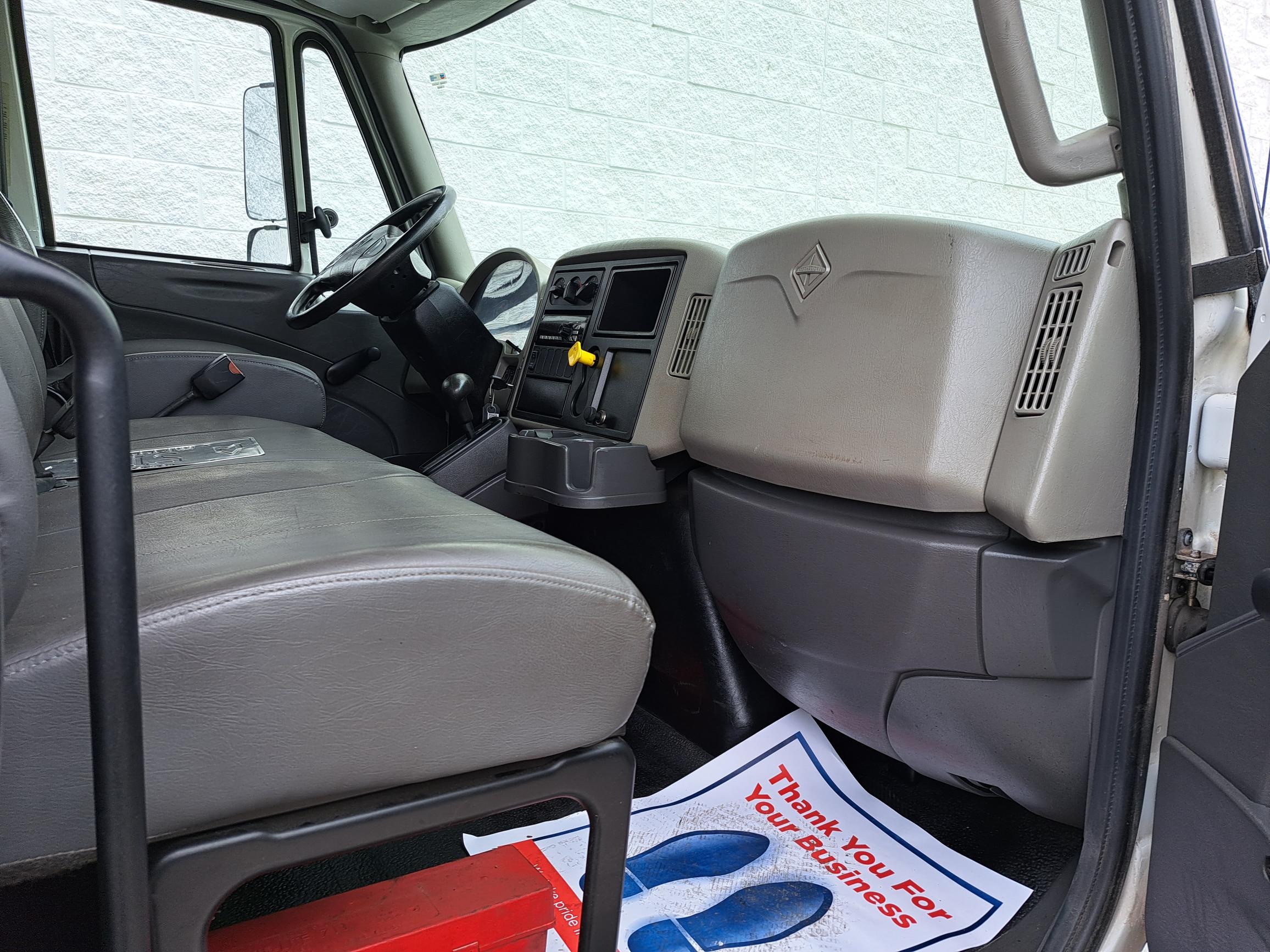 2018 INTERNATIONAL 4300 UT17943-11 2018 INTERNATIONAL 4300 UT17943-11