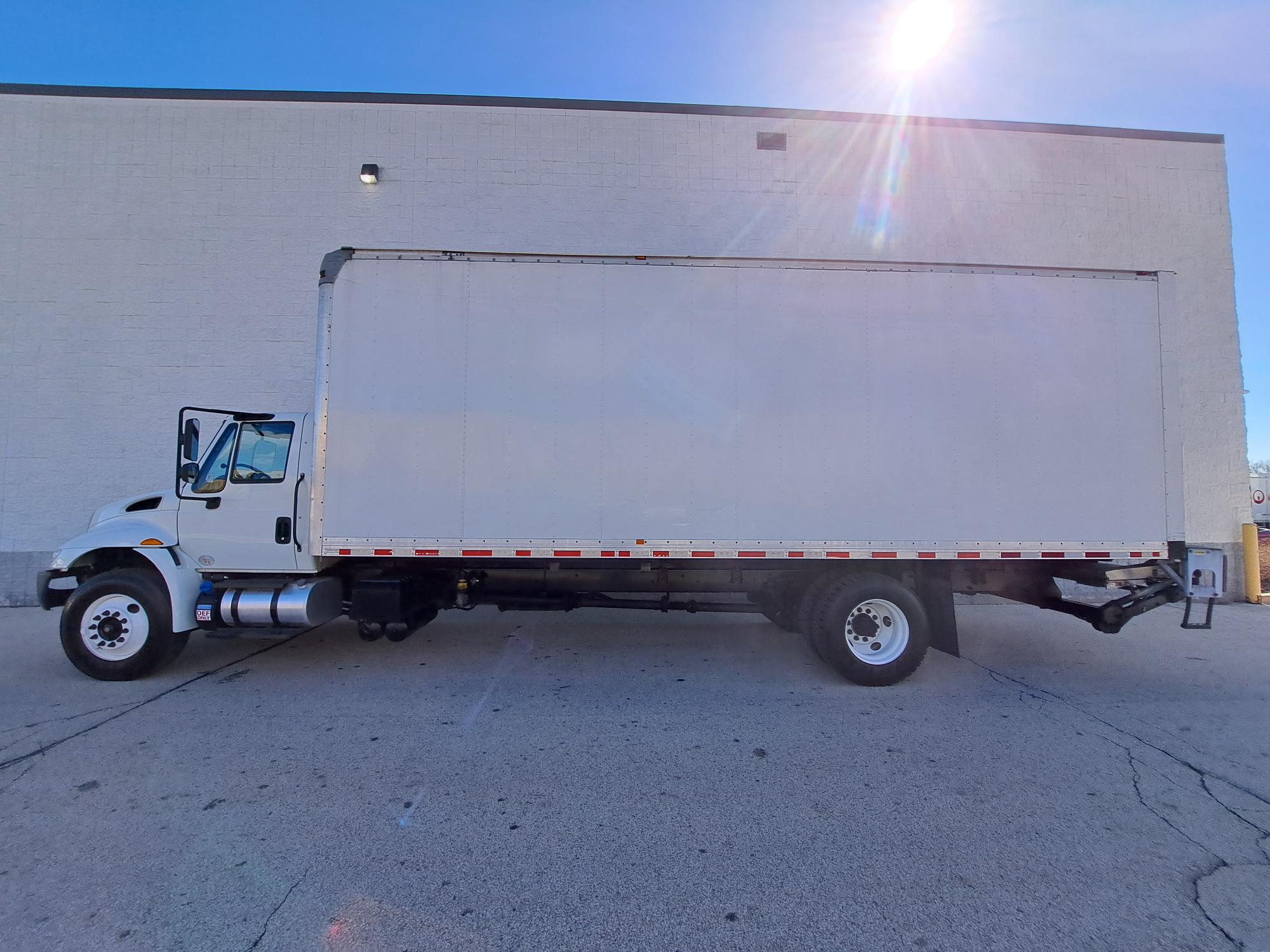 2017 INTERNATIONAL 4300 UT17986-09 2017 INTERNATIONAL 4300 UT17986-09