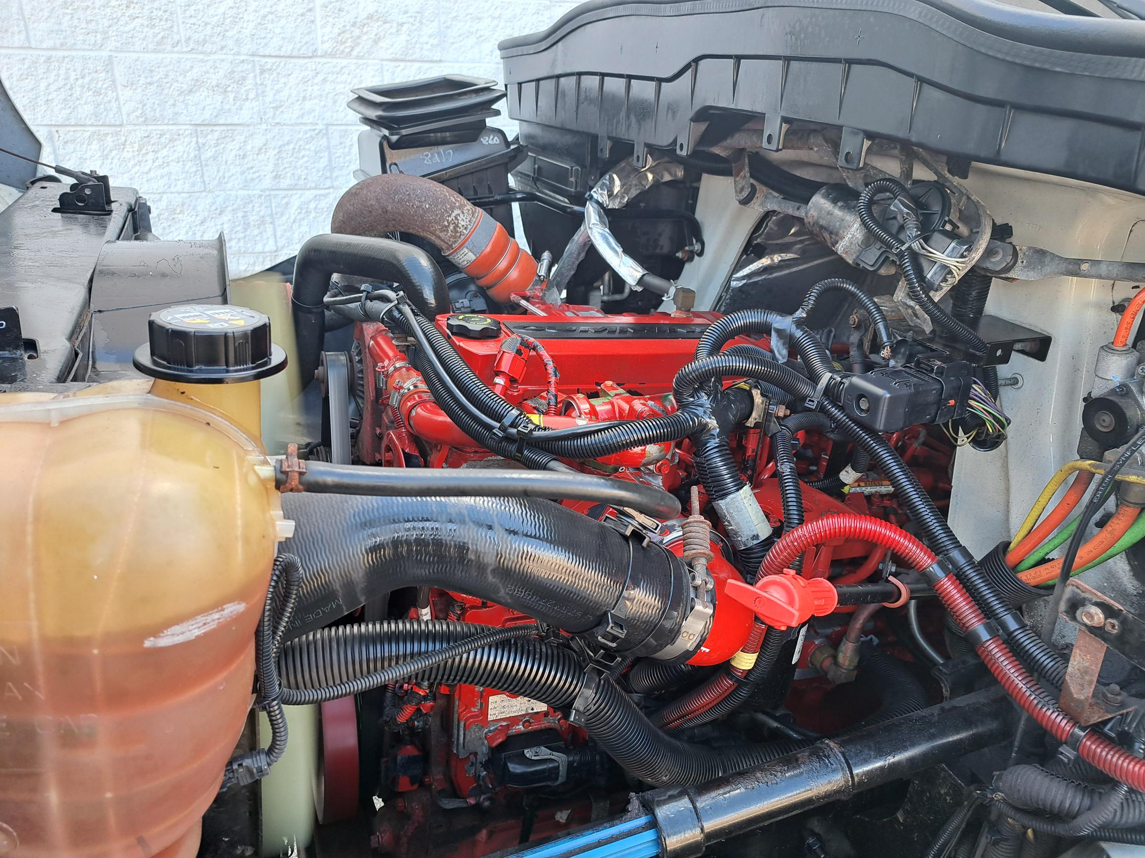 2017 INTERNATIONAL 4300 UT17986-16 2017 INTERNATIONAL 4300 UT17986-16