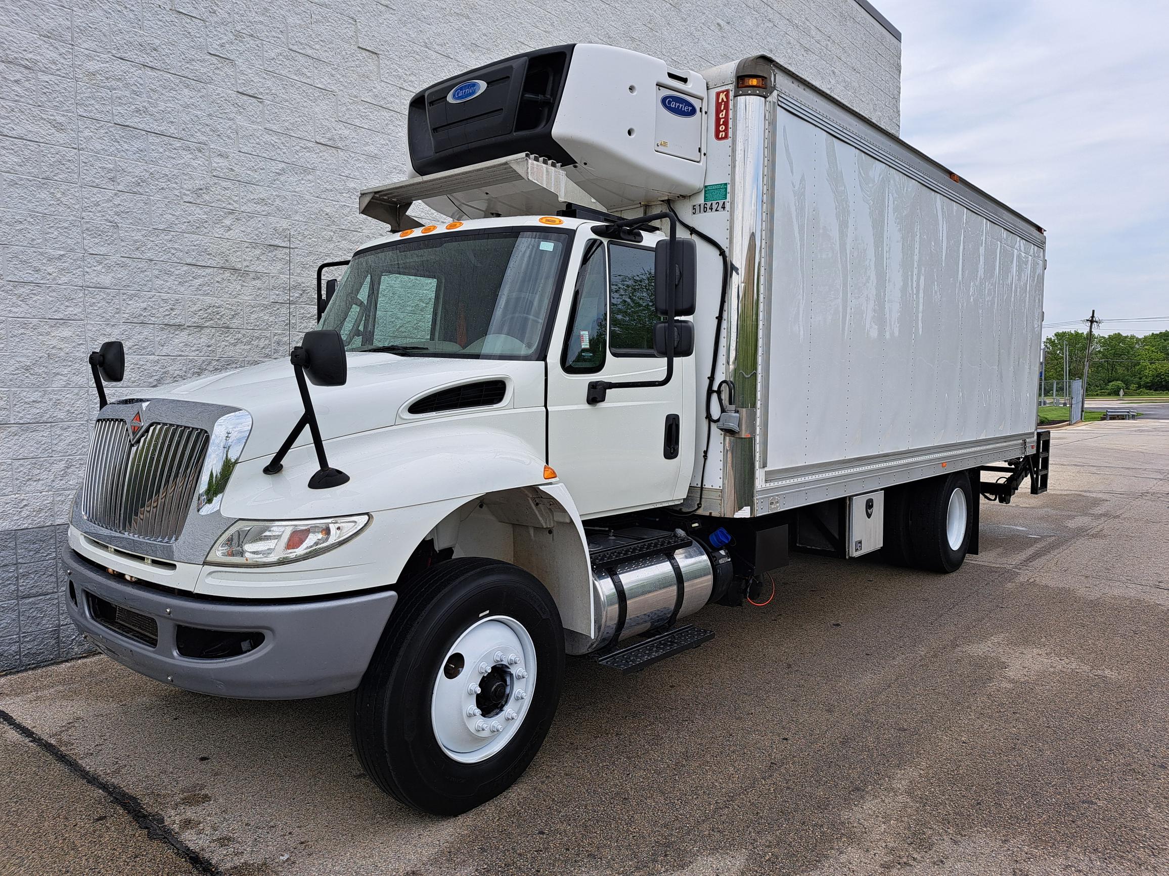 2016 INTERNATIONAL 4300 UT18007-03 2016 INTERNATIONAL 4300 UT18007-03