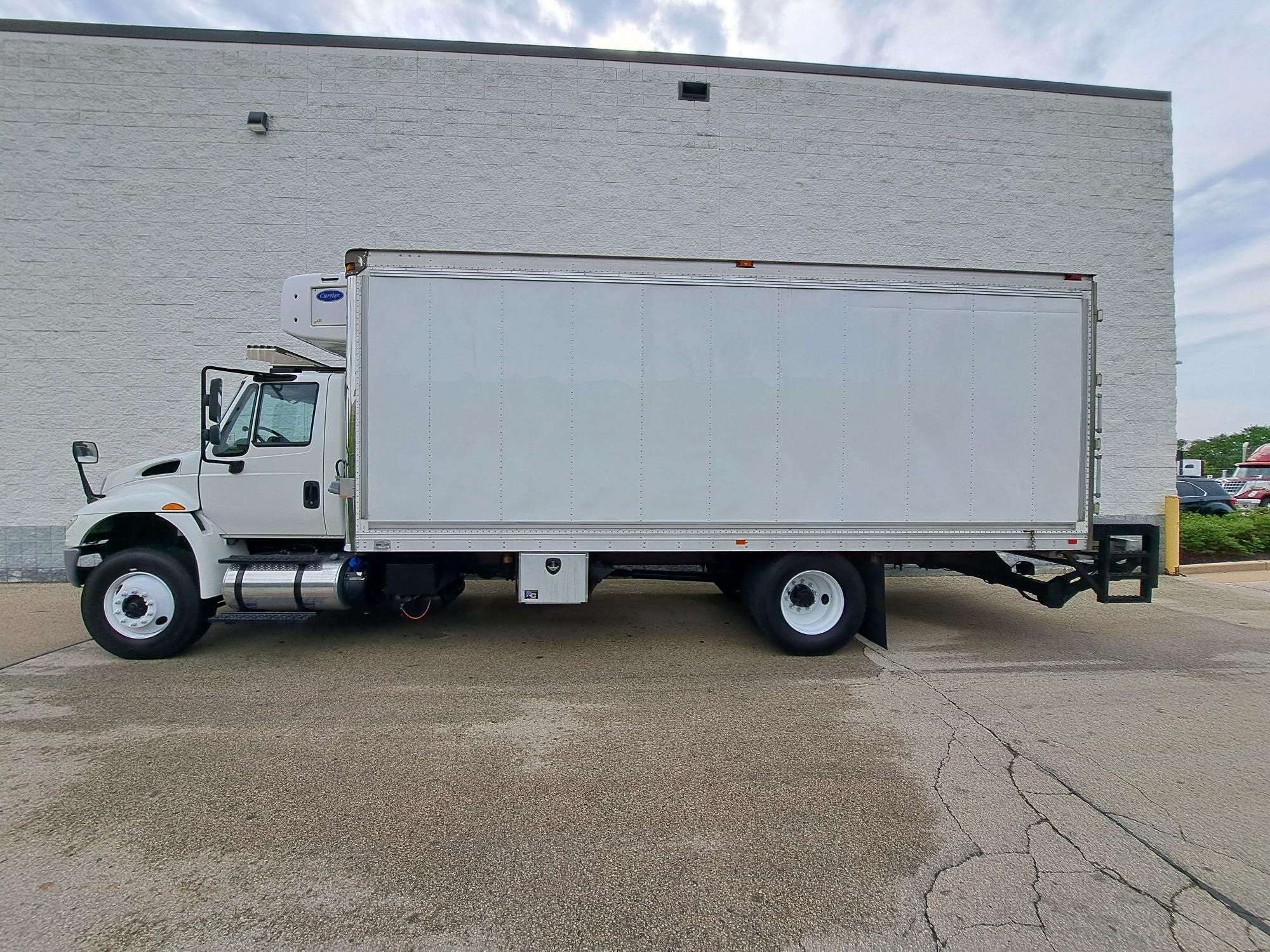 2016 INTERNATIONAL 4300 UT18007-09 2016 INTERNATIONAL 4300 UT18007-09