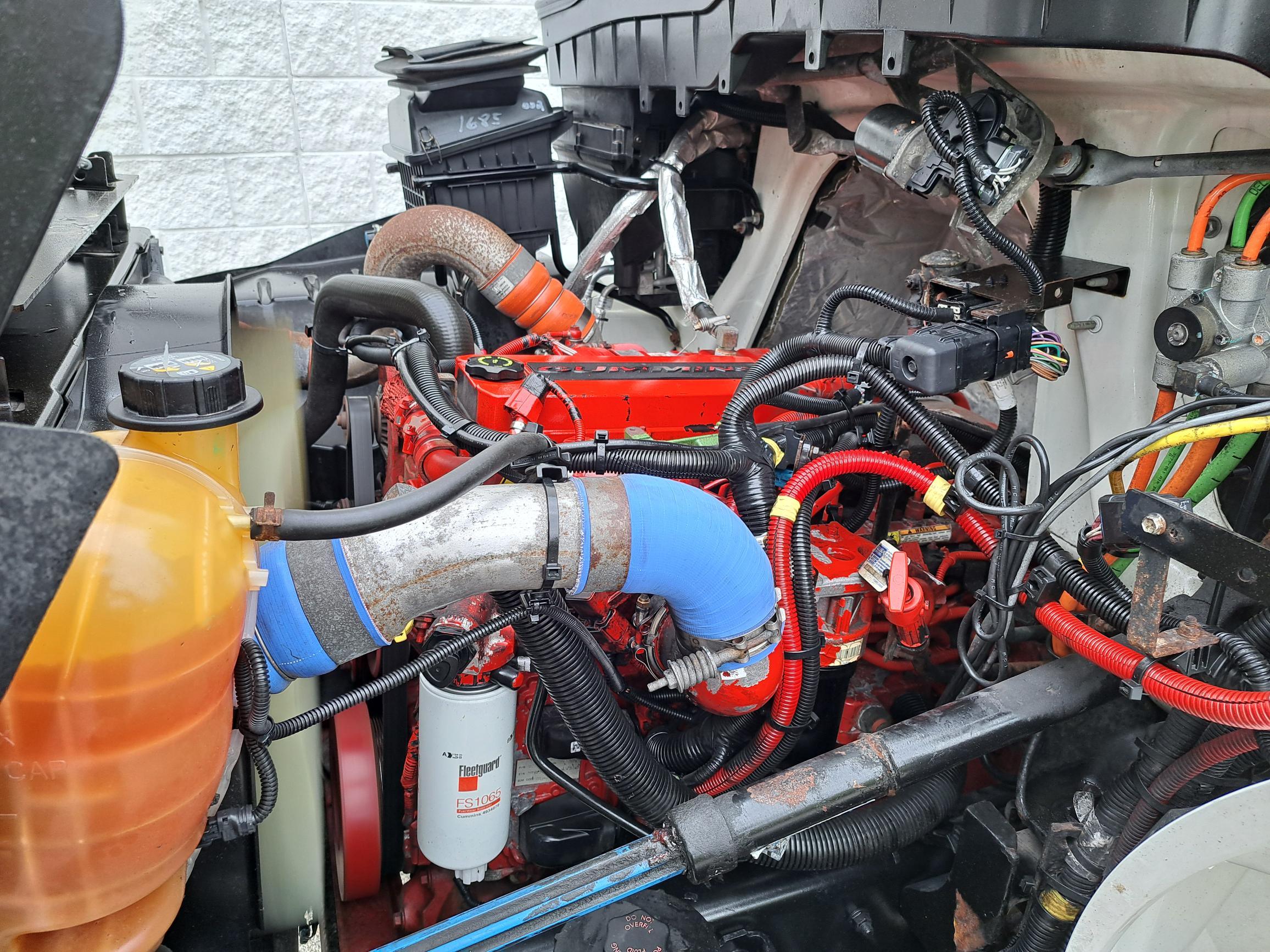 2016 INTERNATIONAL 4300 UT18007-15 2016 INTERNATIONAL 4300 UT18007-15