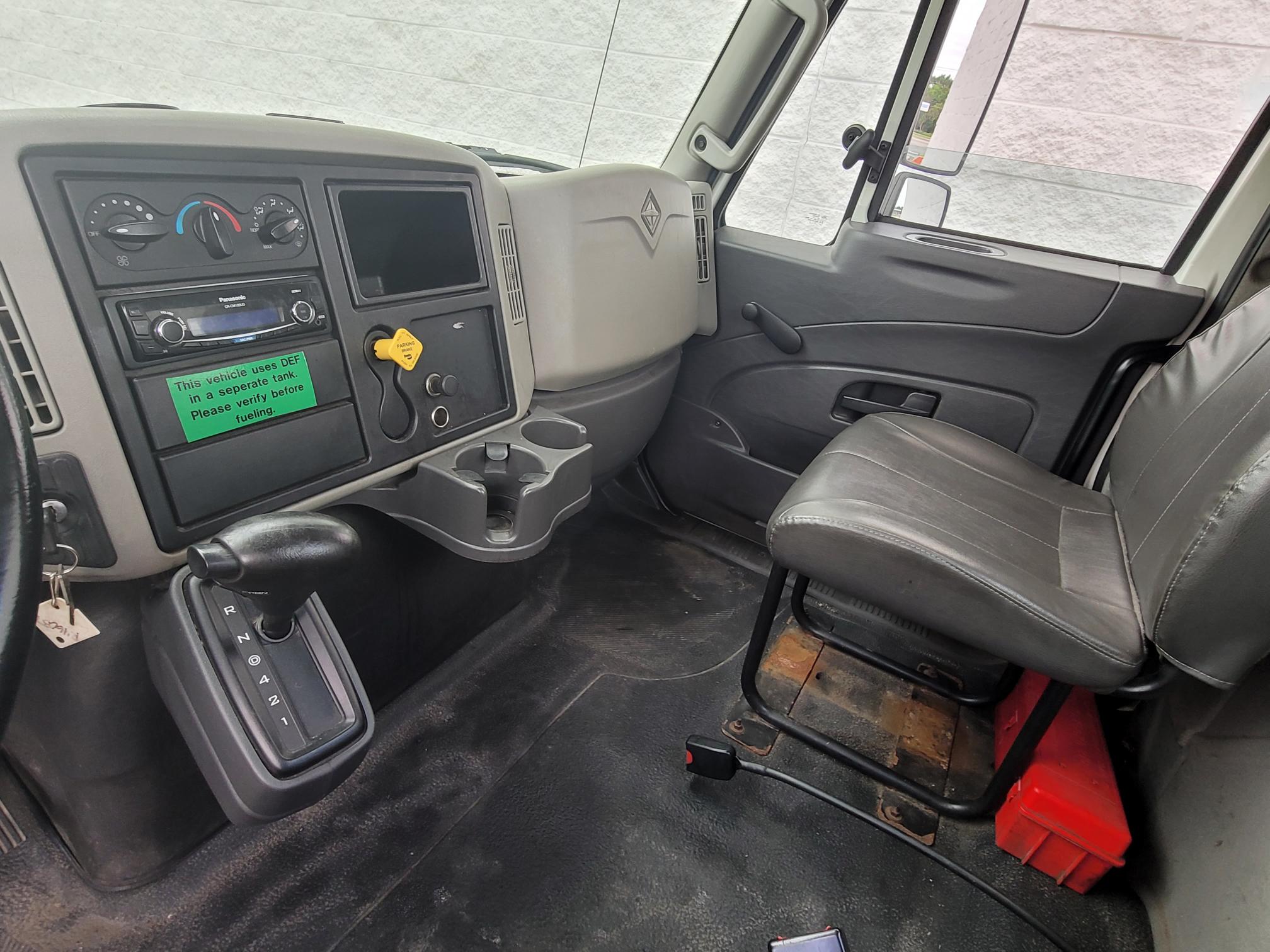 2016 INTERNATIONAL 4300 UT46867-10 2016 INTERNATIONAL 4300 UT46867-10