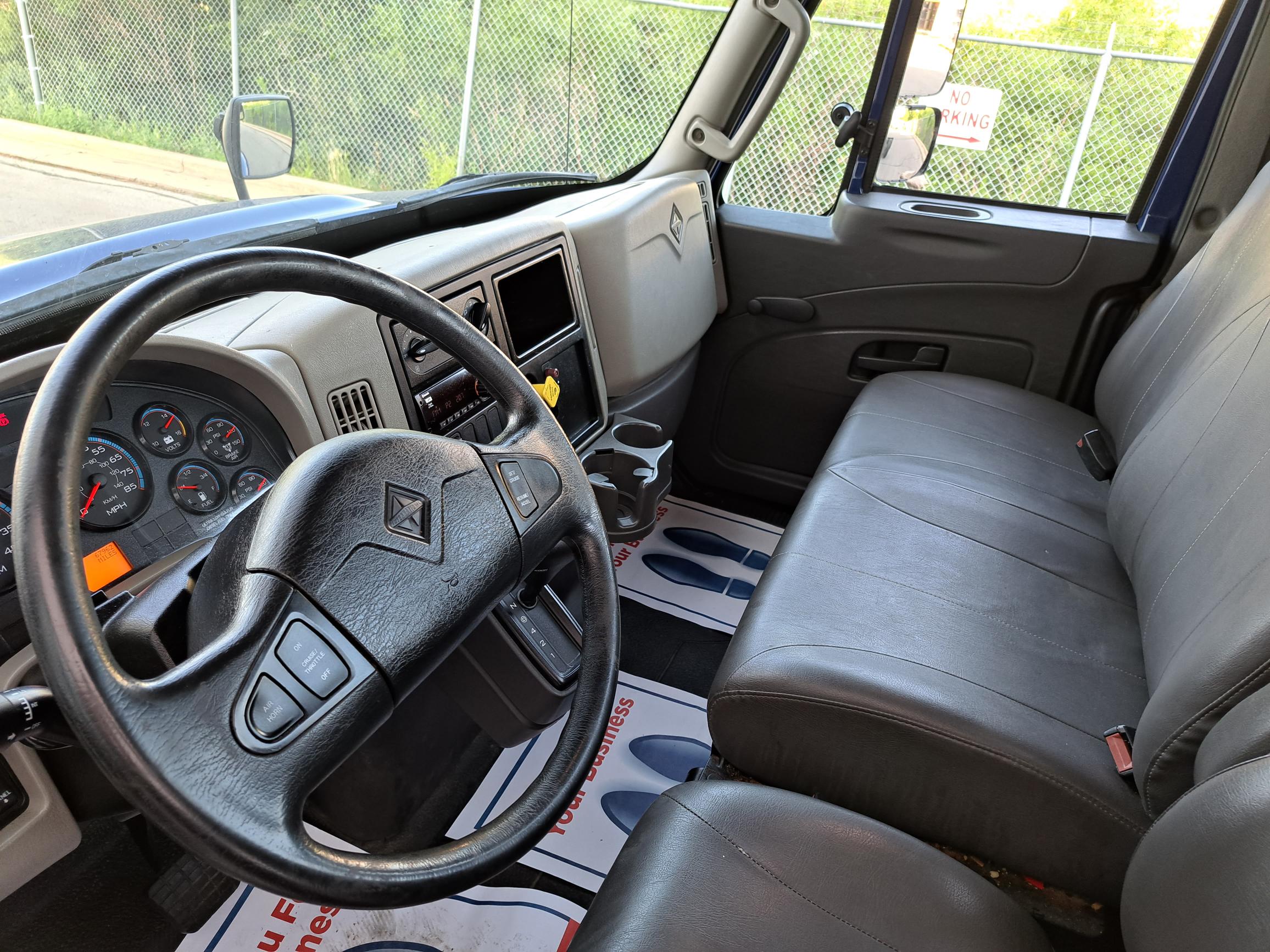 2017 INTERNATIONAL 4300 UT46908-10 2017 INTERNATIONAL 4300 UT46908-10