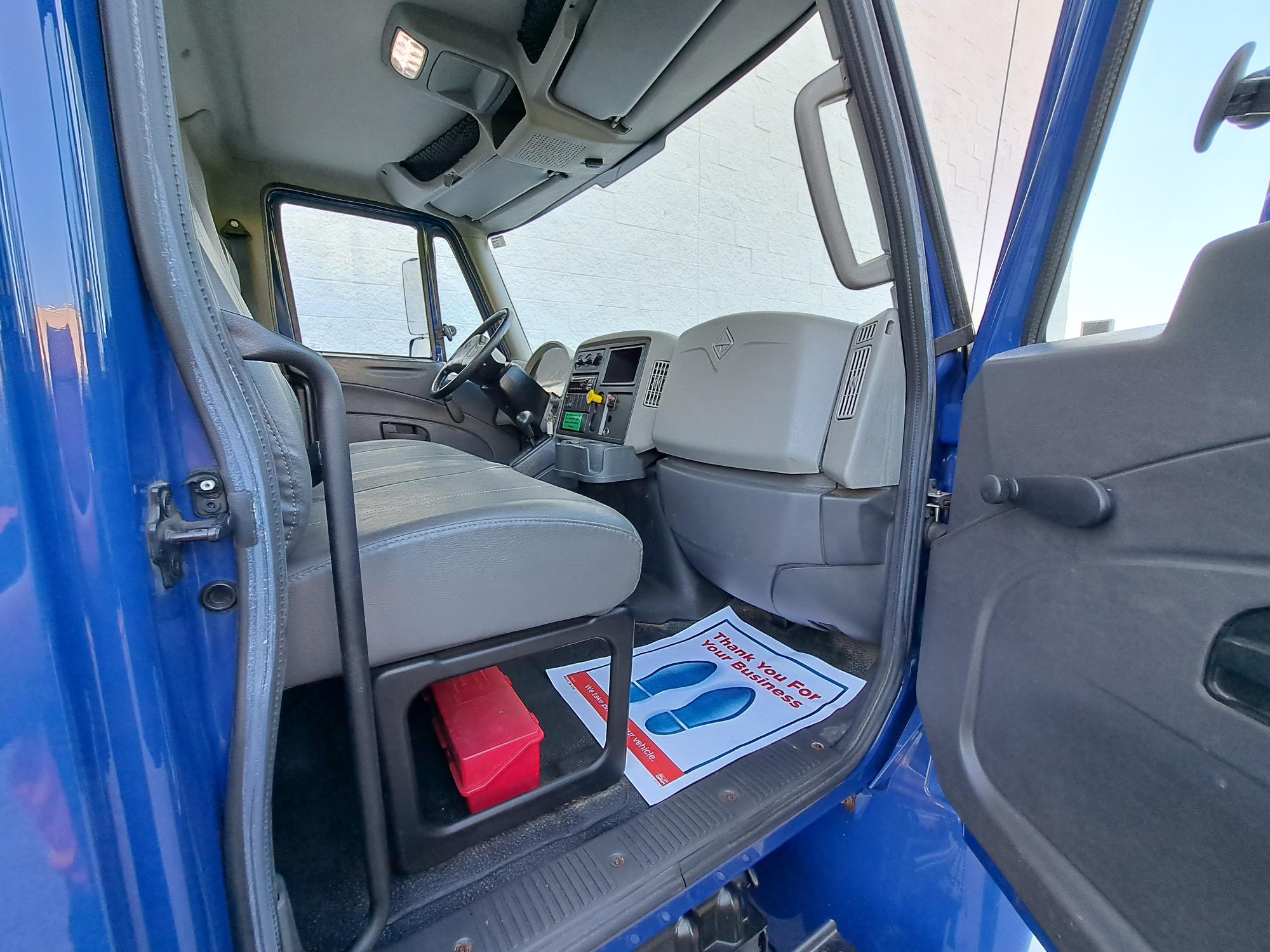 2017 INTERNATIONAL 4300 UT46908-12 2017 INTERNATIONAL 4300 UT46908-12