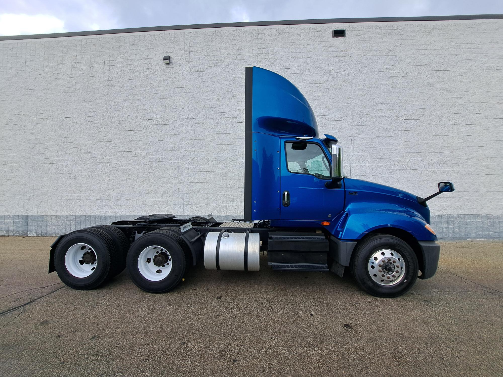 2019 INTERNATIONAL LT625 UT46943-07 2019 INTERNATIONAL LT625 UT46943-07