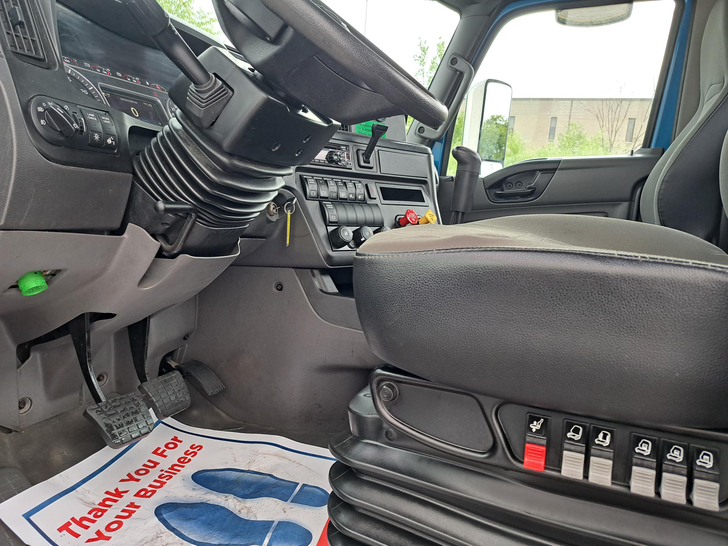 2019 INTERNATIONAL LT625 UT46943-09 2019 INTERNATIONAL LT625 UT46943-09