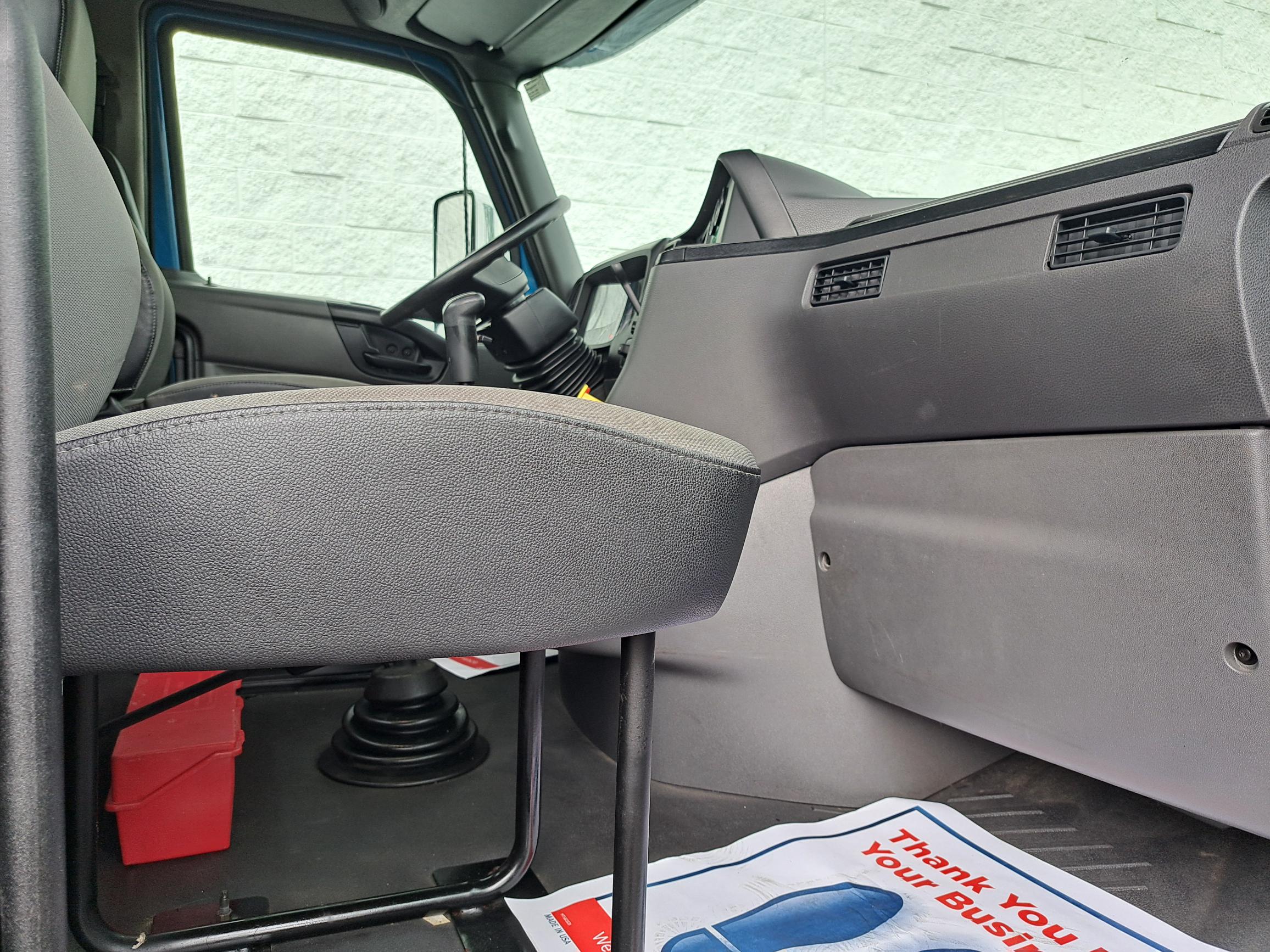 2019 INTERNATIONAL LT625 UT46943-13 2019 INTERNATIONAL LT625 UT46943-13