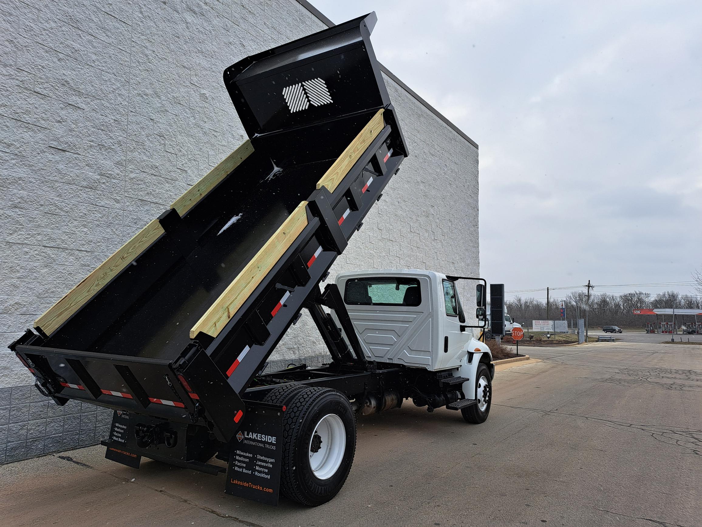 2019 INTERNATIONAL 4300 UT46961-10 2019 INTERNATIONAL 4300 UT46961-10