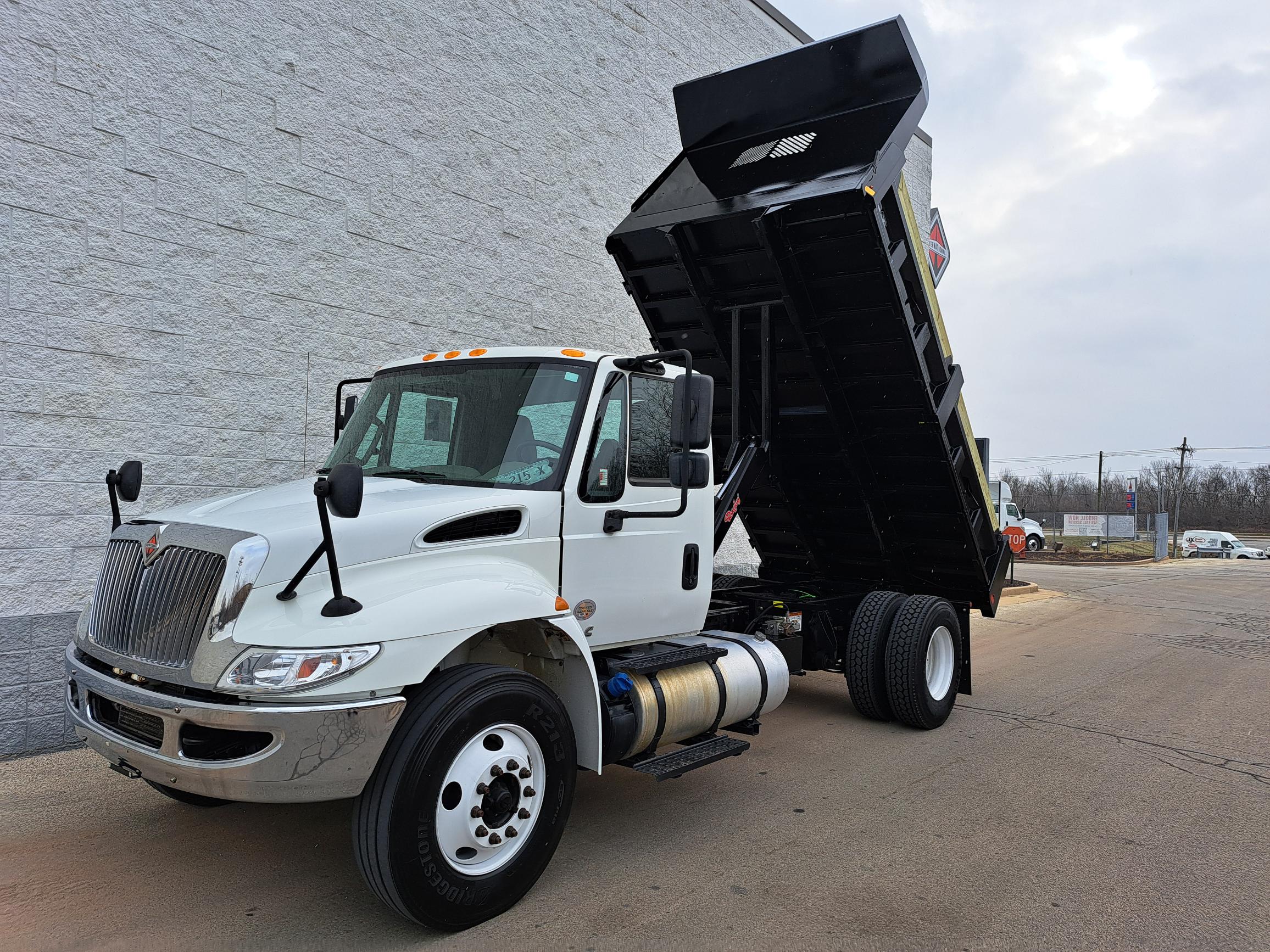 2019 INTERNATIONAL 4300 UT46961-11 2019 INTERNATIONAL 4300 UT46961-11