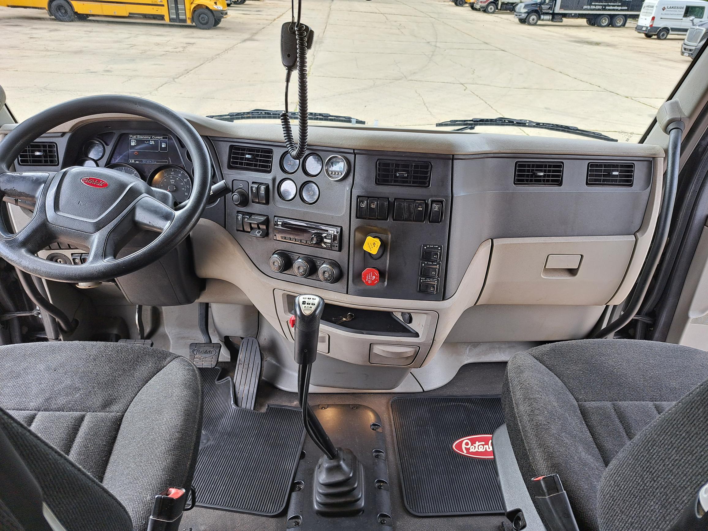 2019 Peterbilt 567 UTC1379-14 2019 Peterbilt 567 UTC1379-14