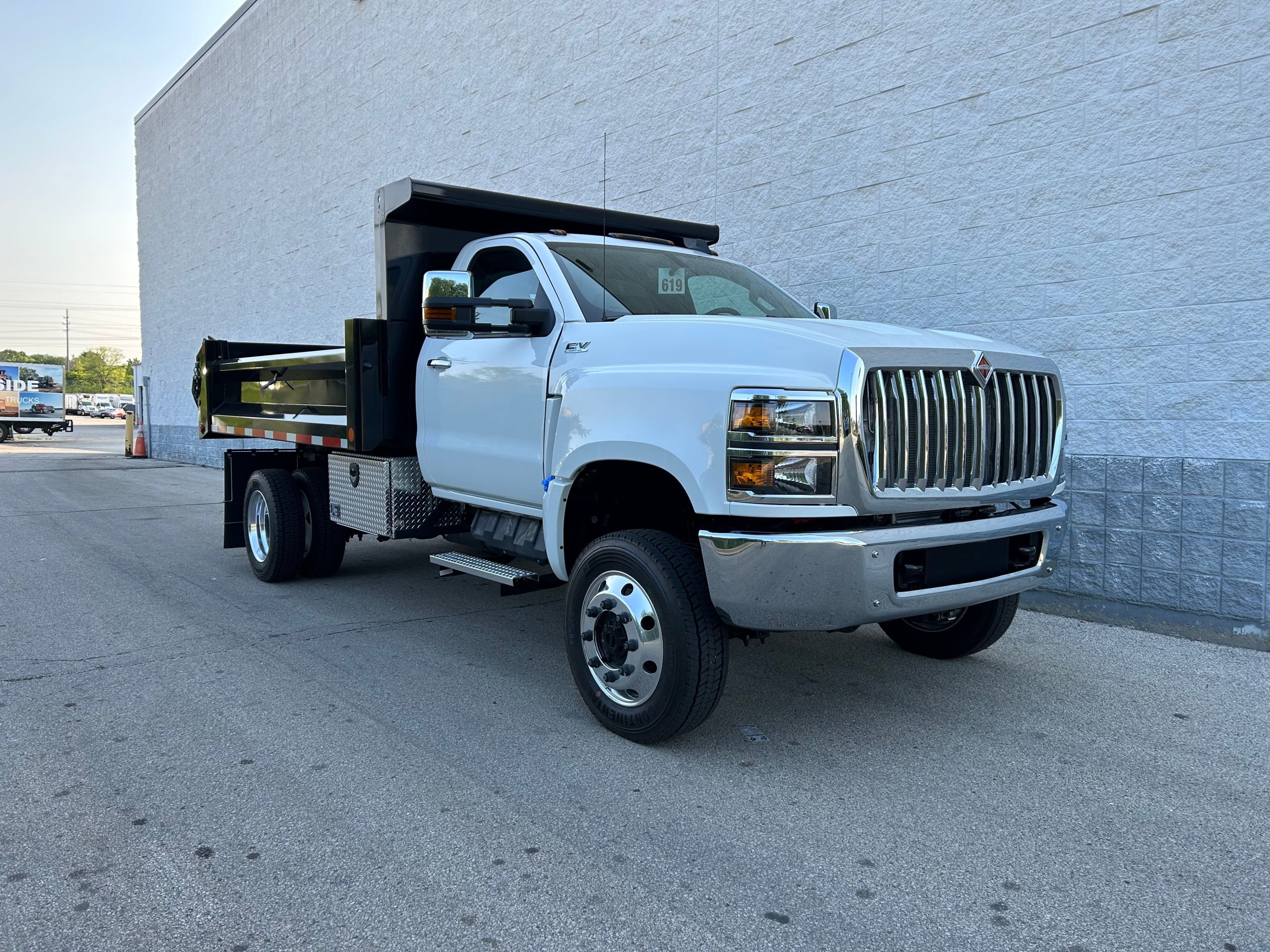 2024 INTERNATIONAL CV515 - image 1 of 6