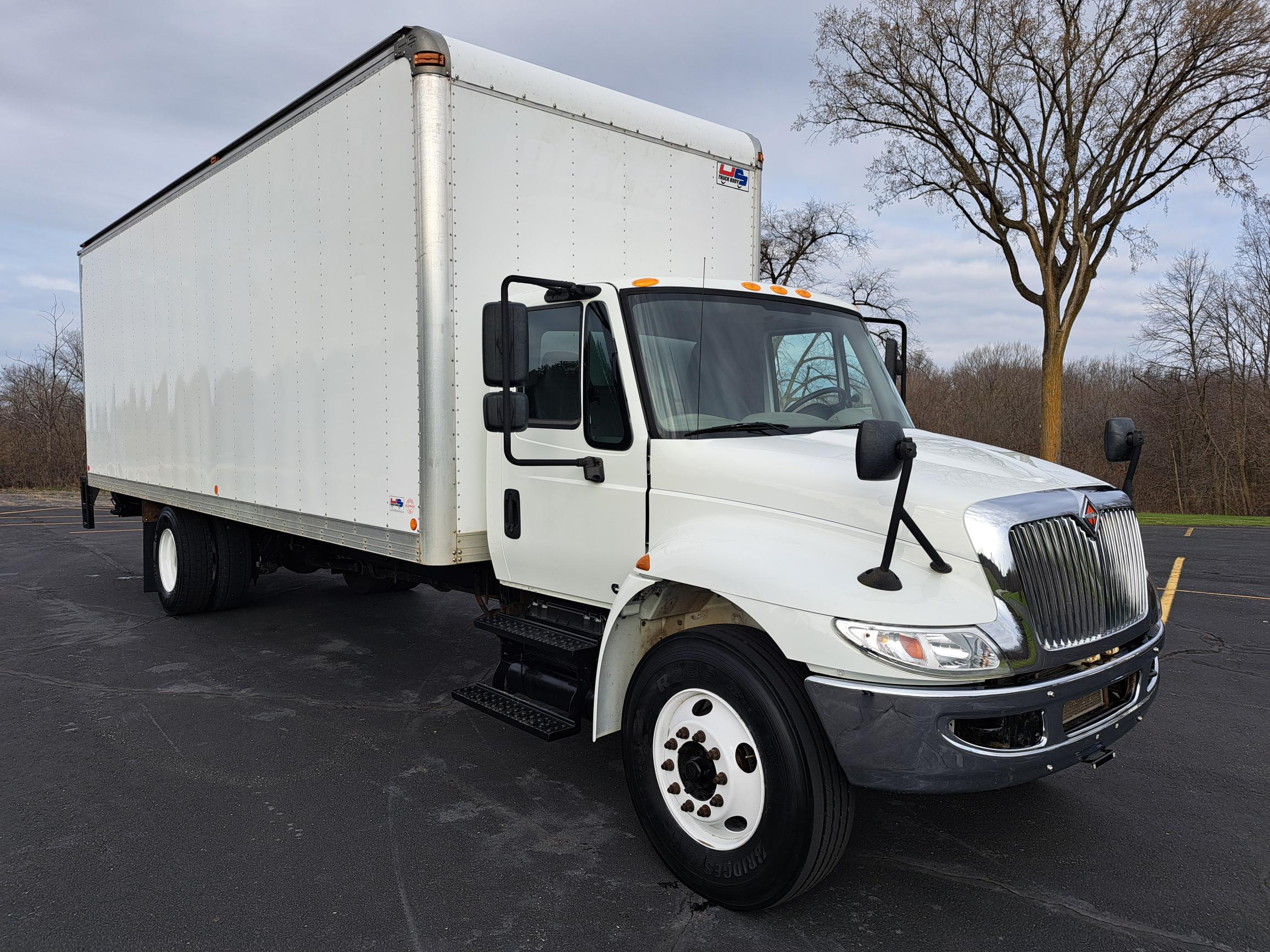 2019 INTERNATIONAL 4300 UT47003-01 2019 INTERNATIONAL 4300 UT47003-01