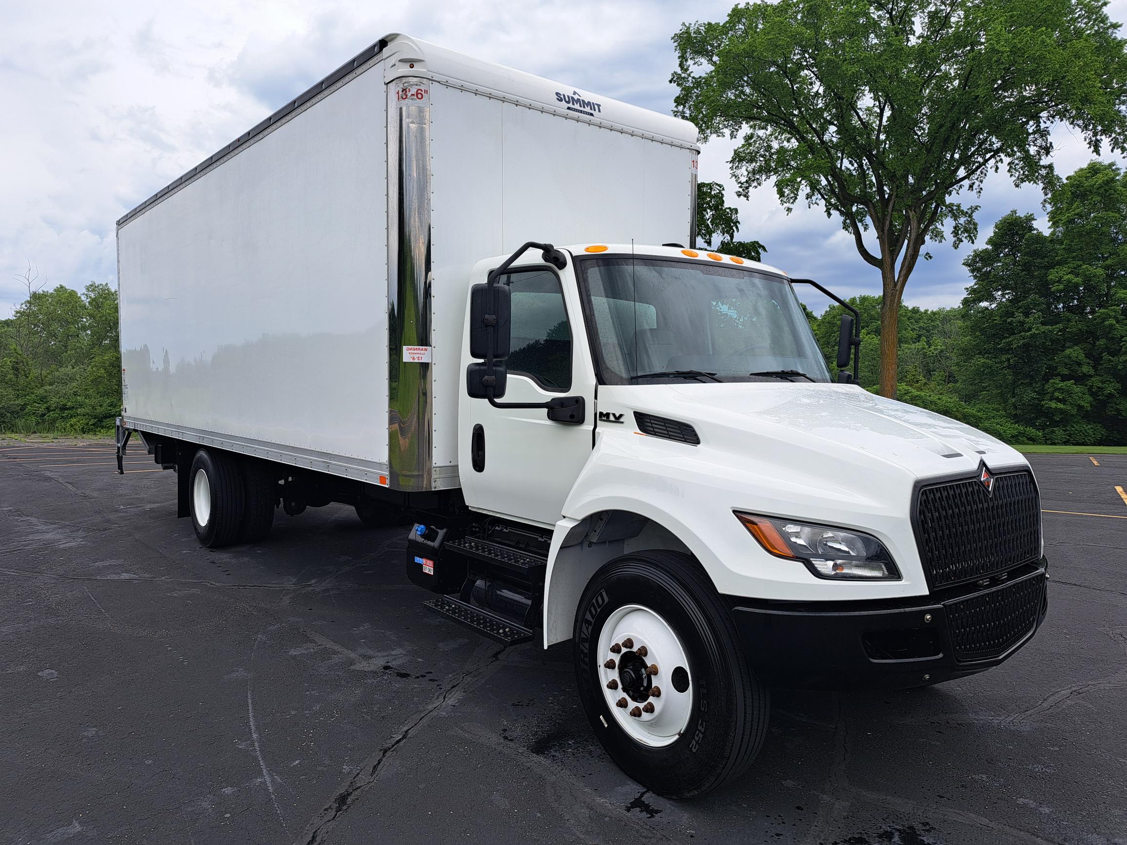 2024 INTERNATIONAL MV607 - image 1 of 6
