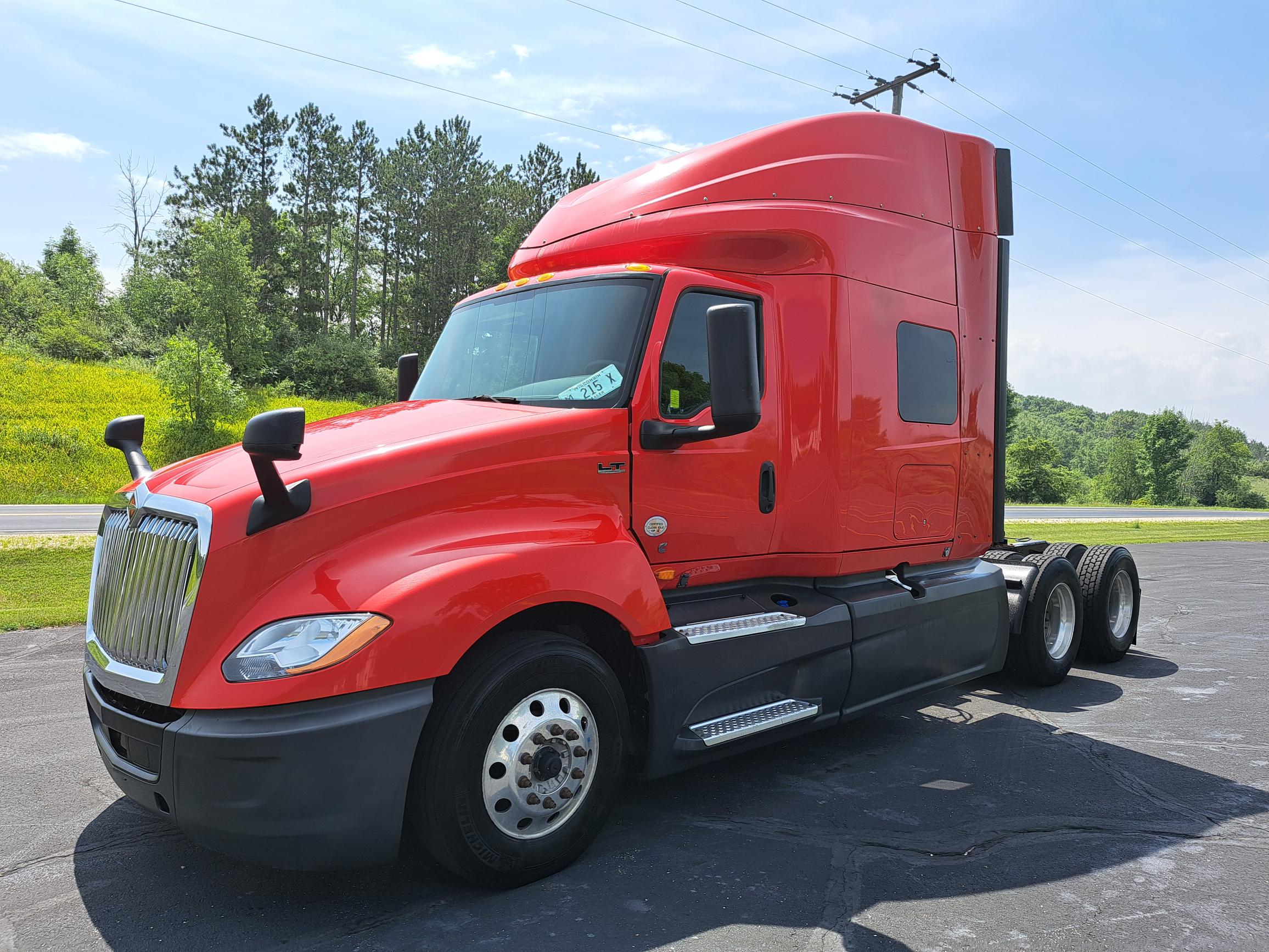 2020 INTERNATIONAL LT625 - image 3 of 6