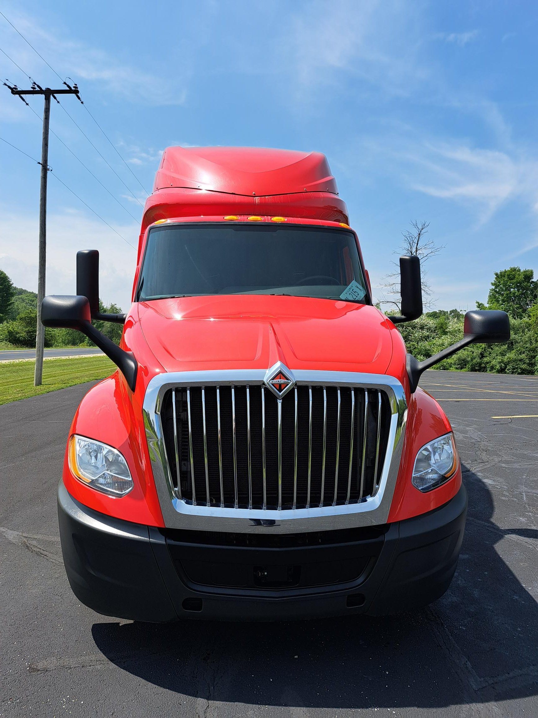 2020 INTERNATIONAL LT625 - image 5 of 6