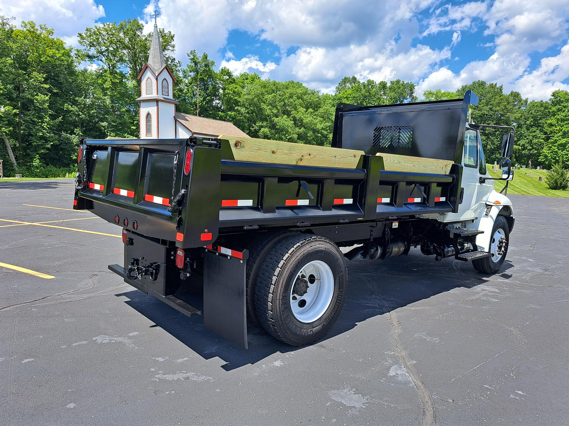 2018 INTERNATIONAL 4300 UT47021-02 2018 INTERNATIONAL 4300 UT47021-02