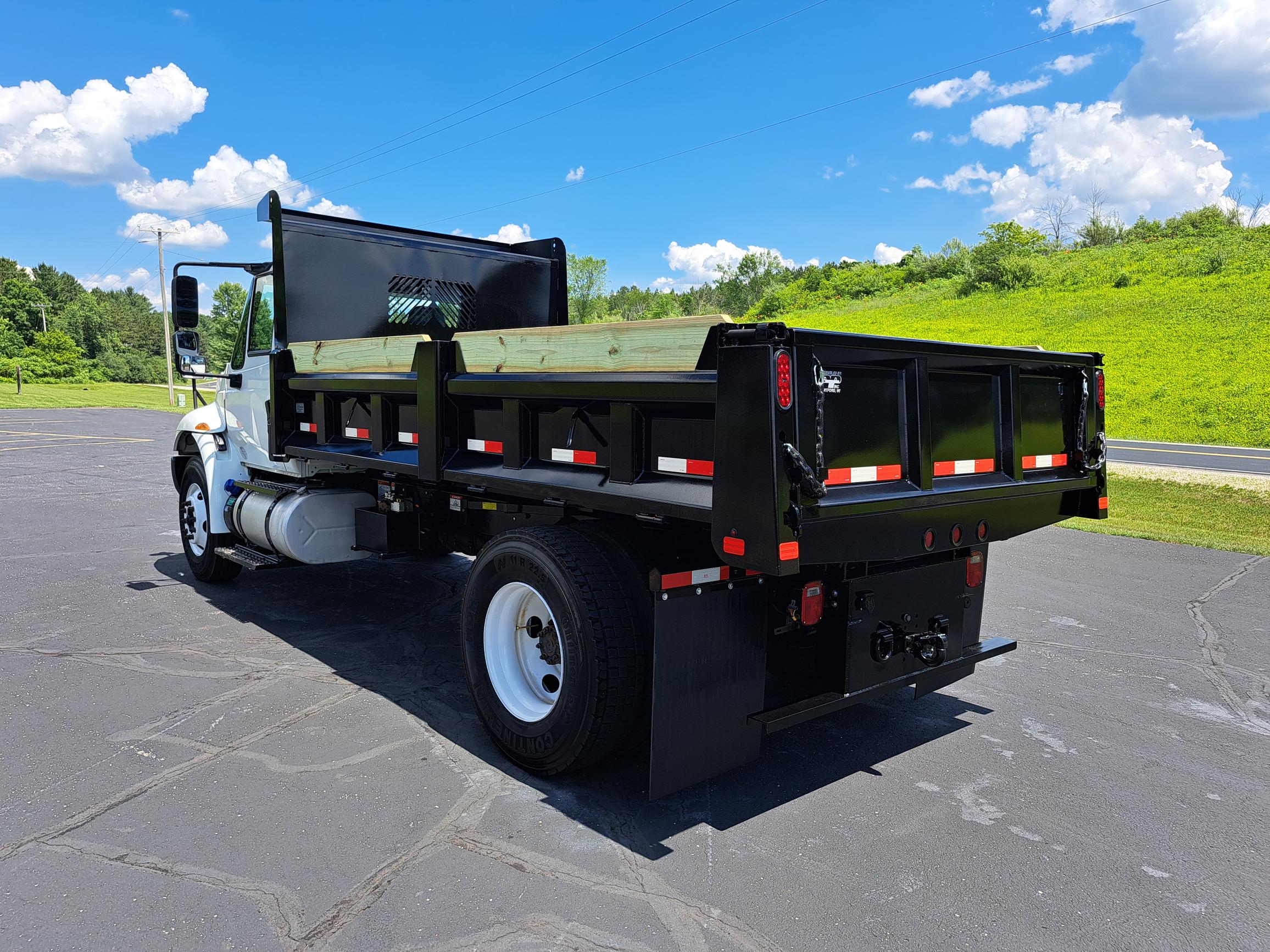 2018 INTERNATIONAL 4300 UT47021-04 2018 INTERNATIONAL 4300 UT47021-04