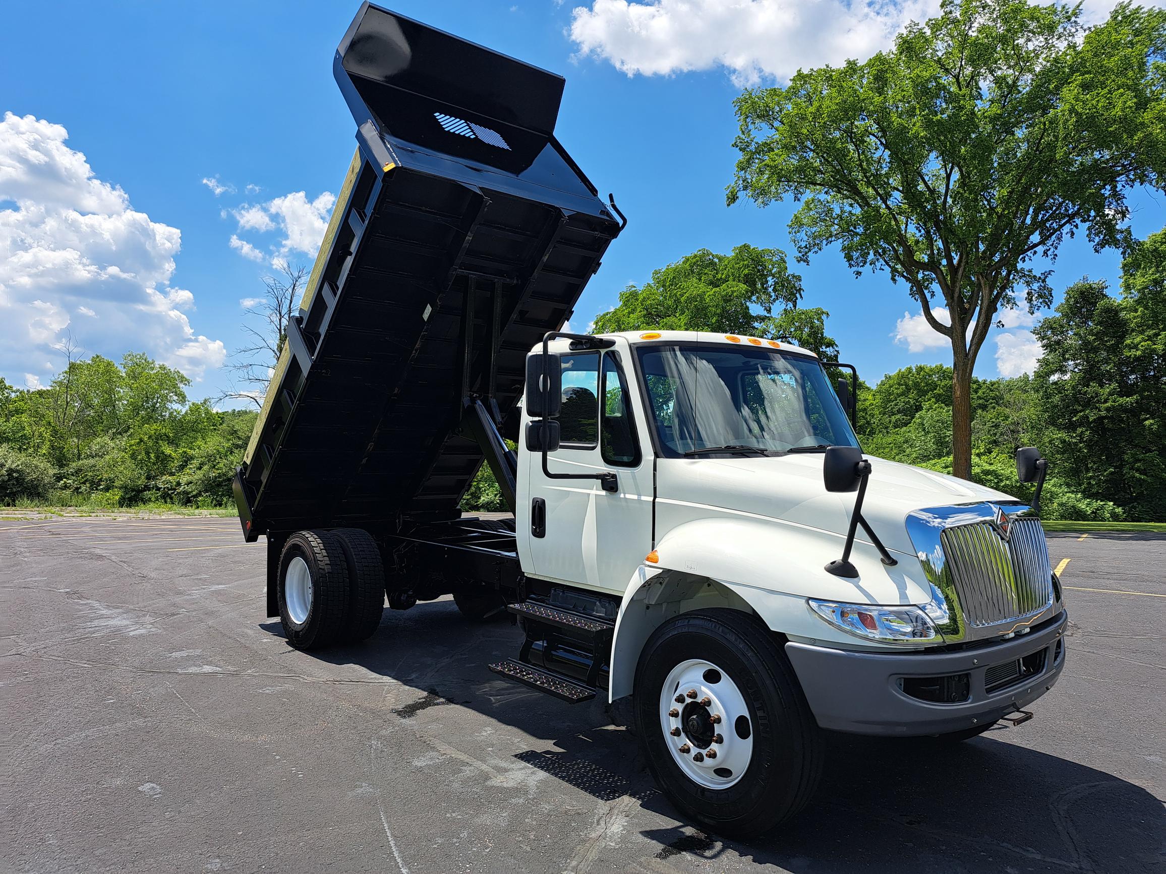 2018 INTERNATIONAL 4300 UT47021-10 2018 INTERNATIONAL 4300 UT47021-10