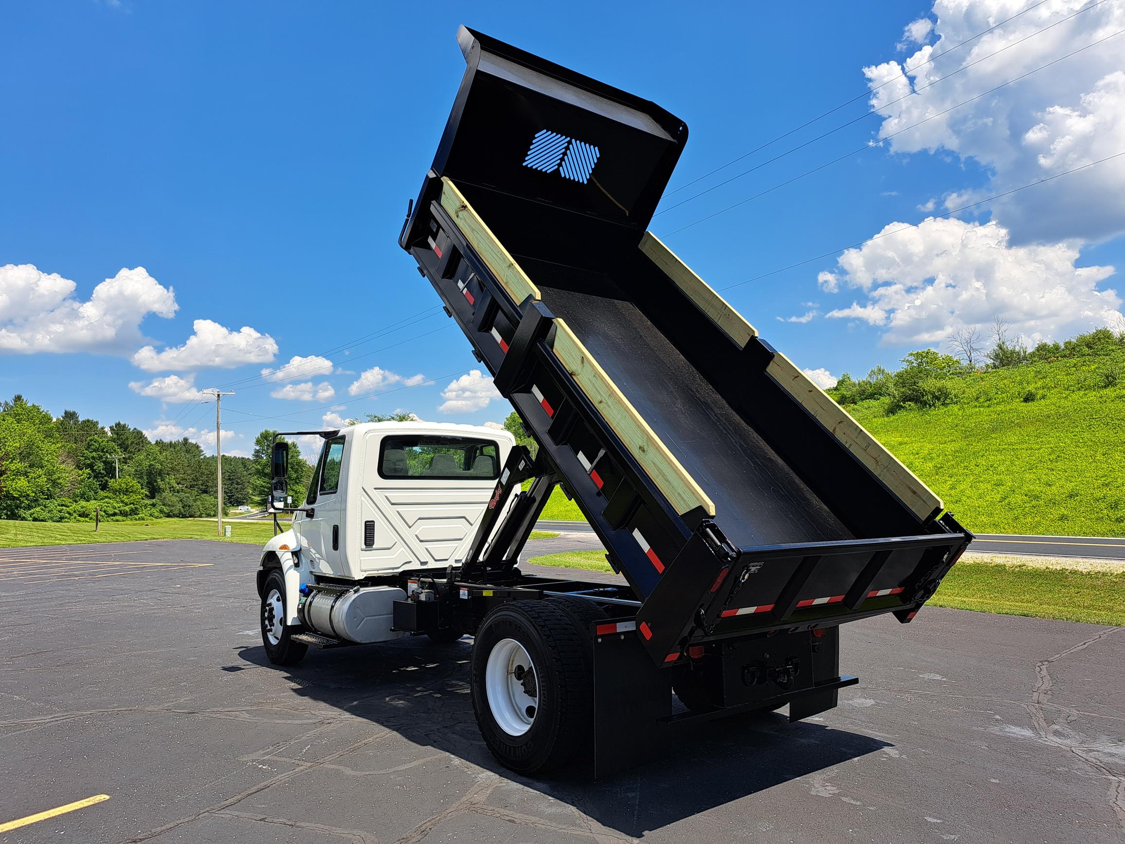 2018 INTERNATIONAL 4300 UT47021-12 2018 INTERNATIONAL 4300 UT47021-12