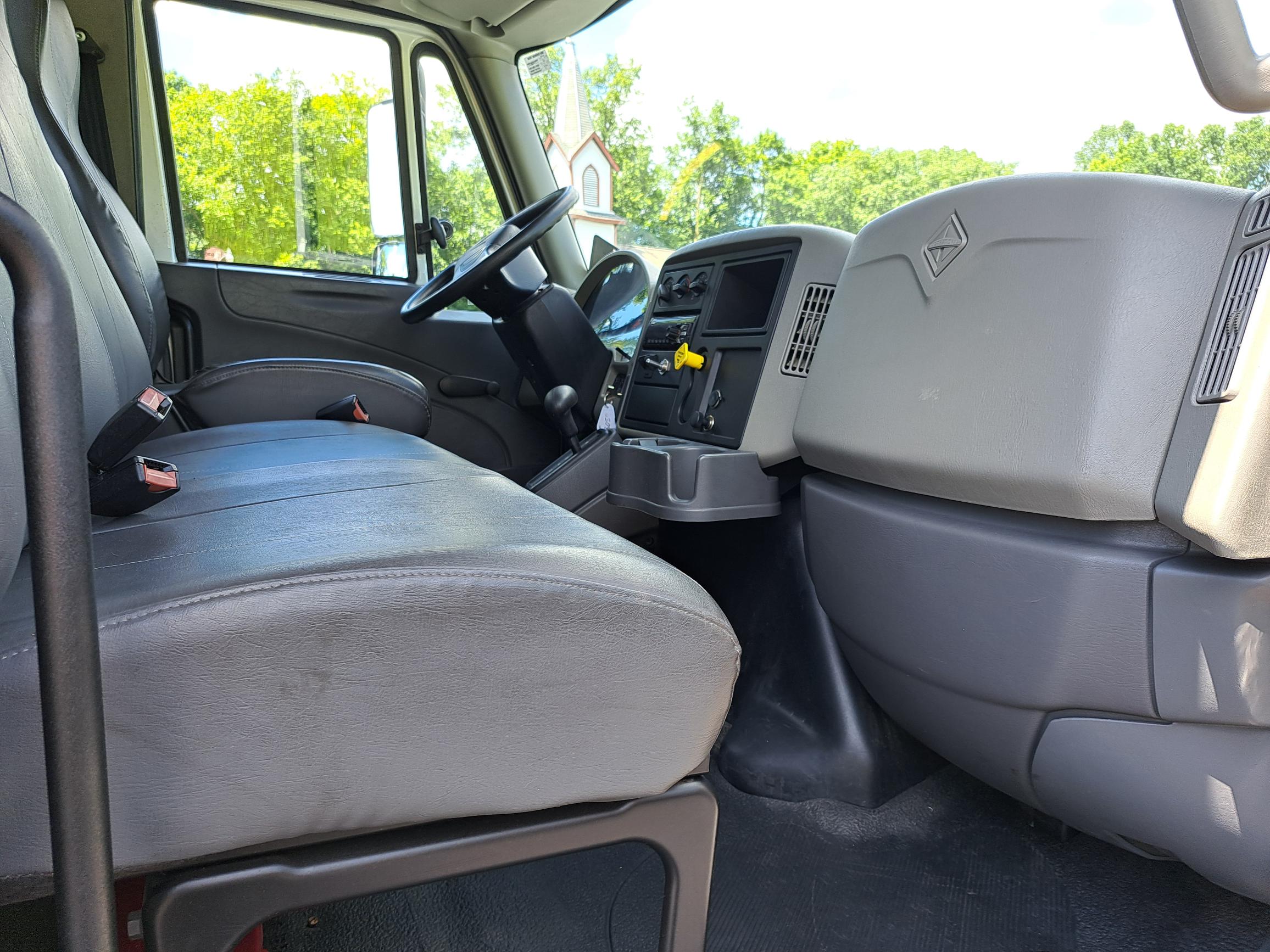 2018 INTERNATIONAL 4300 UT47021-16 2018 INTERNATIONAL 4300 UT47021-16