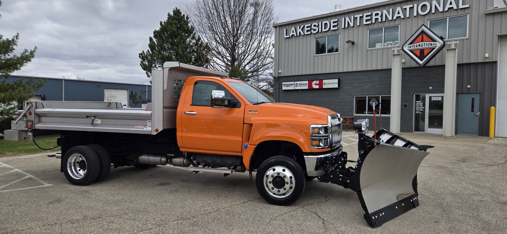 2024 INTERNATIONAL CV515 - image 1 of 1