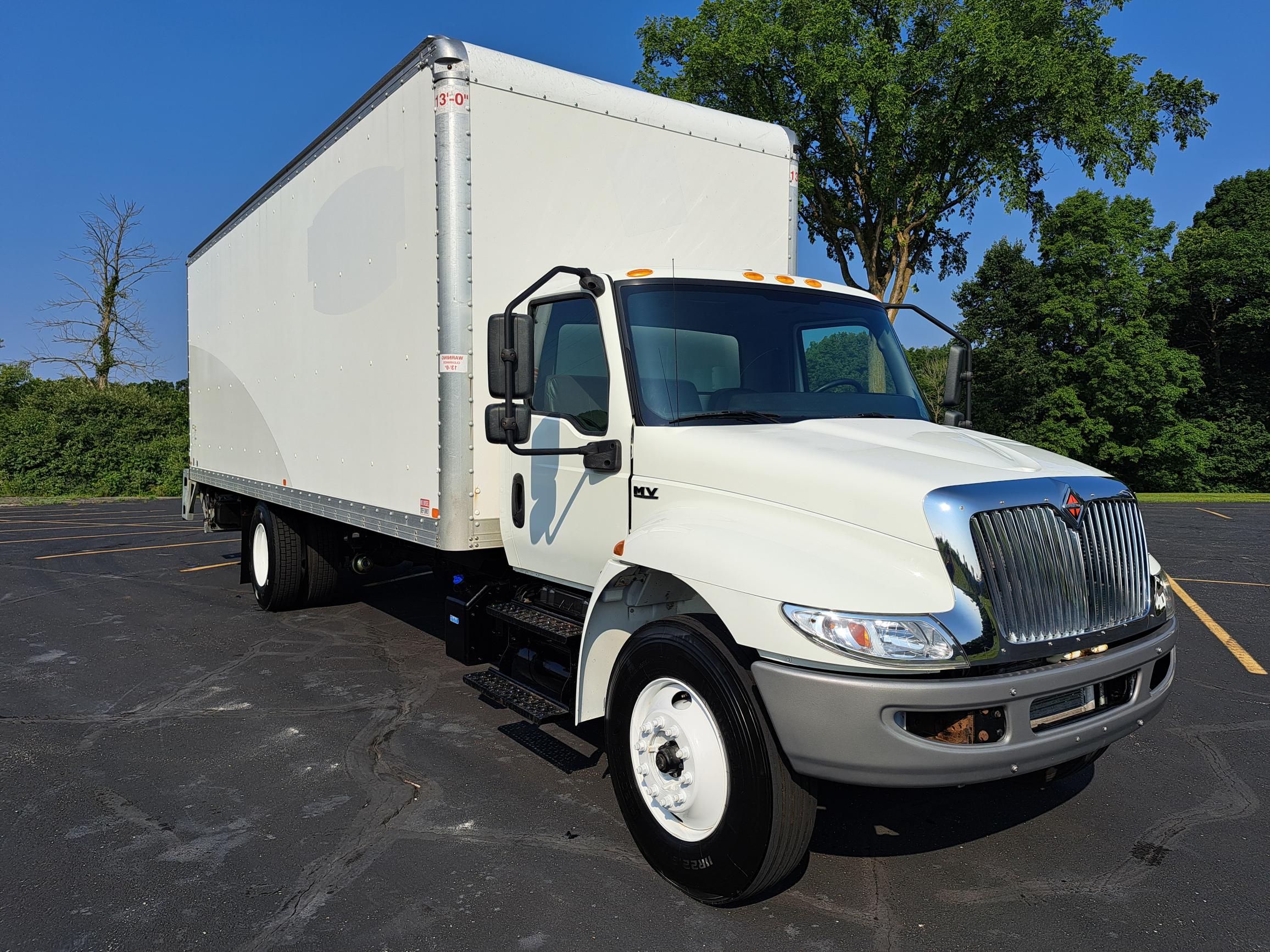 2022 INTERNATIONAL MV607 - image 1 of 6