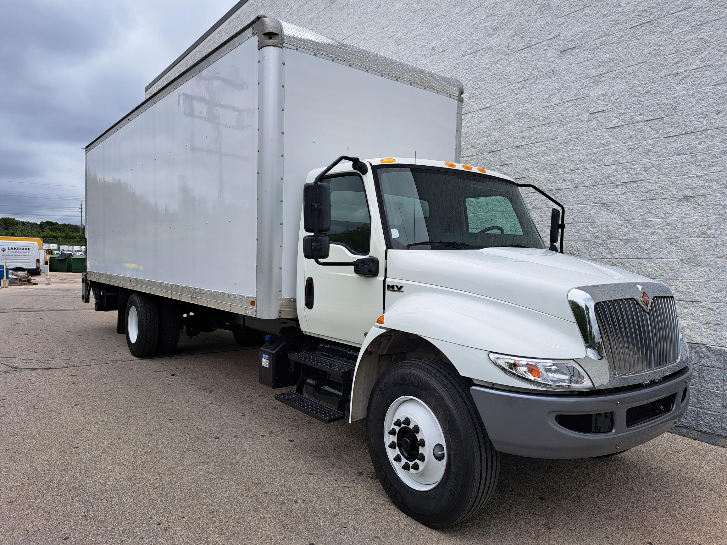 2020 INTERNATIONAL MV607 - image 1 of 6