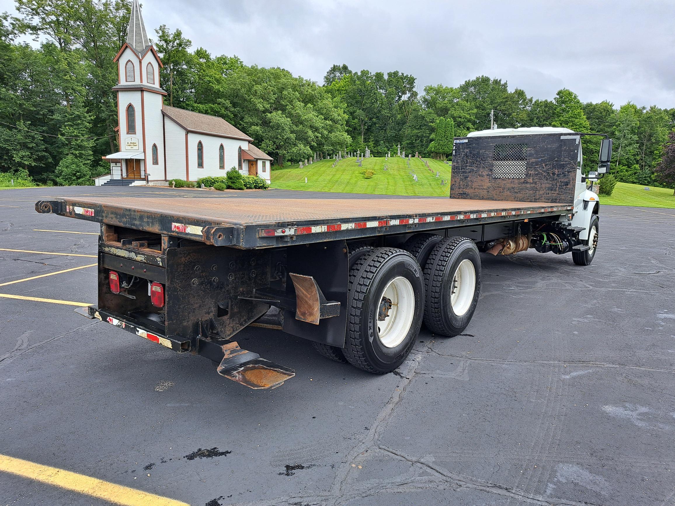 2019 INTERNATIONAL 4400 - image 2 of 6