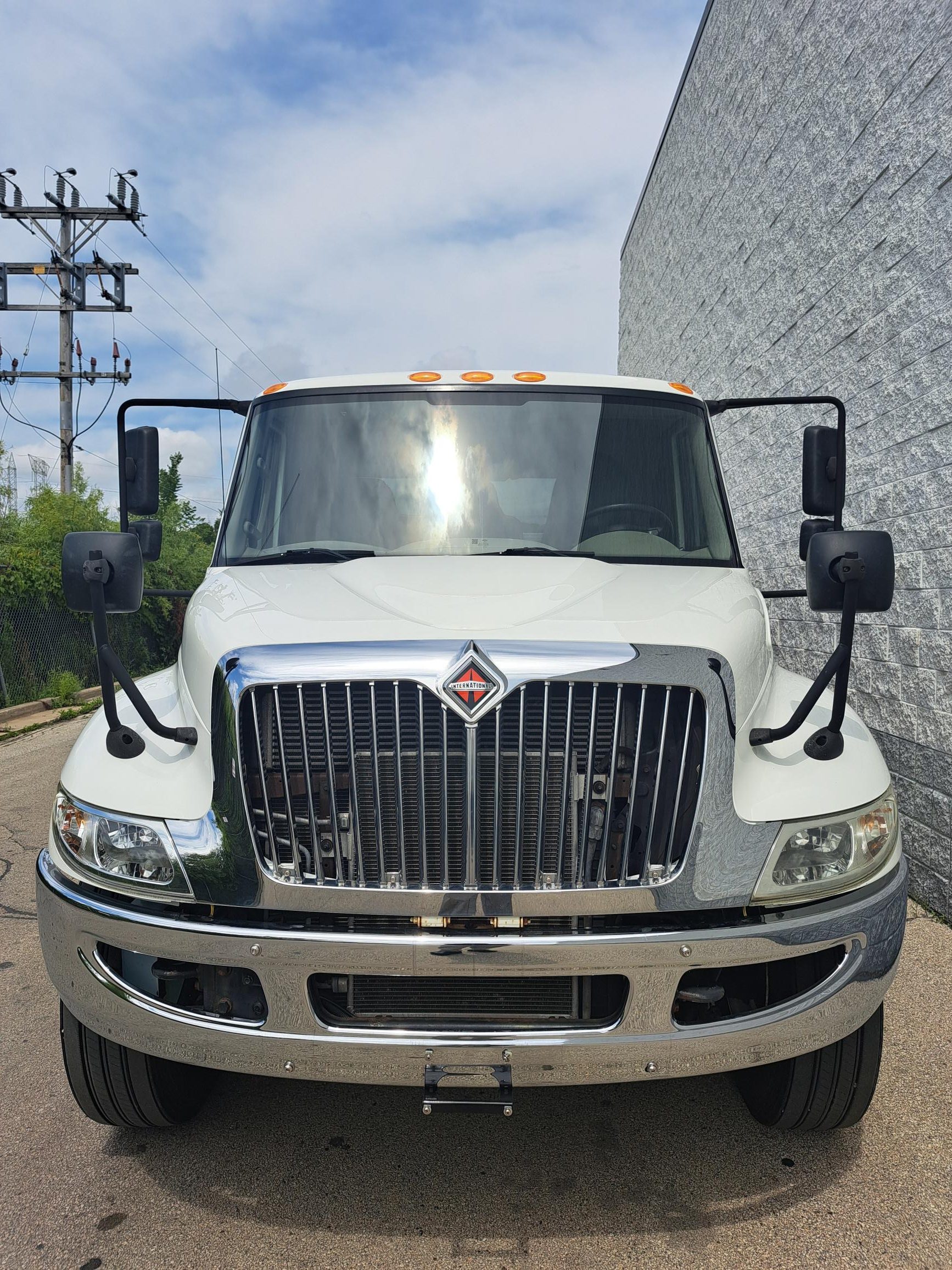 2019 INTERNATIONAL 4300 - image 5 of 6