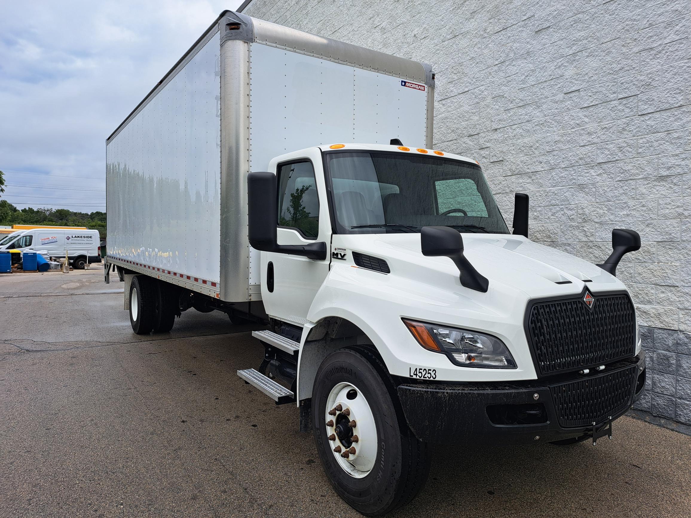 2025 INTERNATIONAL MV607 - image 1 of 6