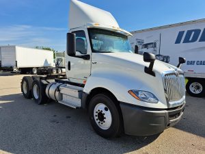 2019 INTERNATIONAL LT625 332121-01