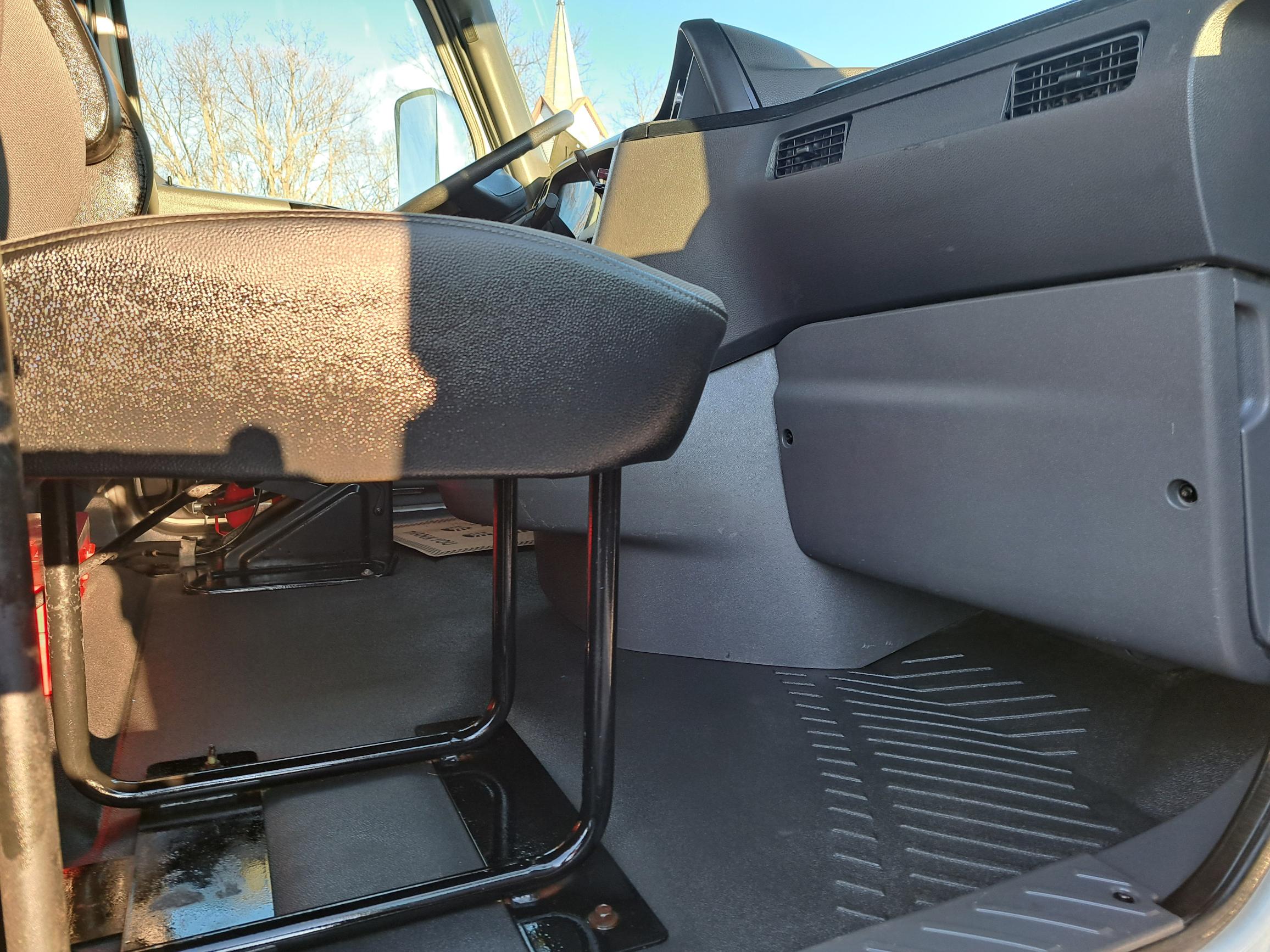 2019 INTERNATIONAL LT625 UT18129-12 2019 INTERNATIONAL LT625 UT18129-12