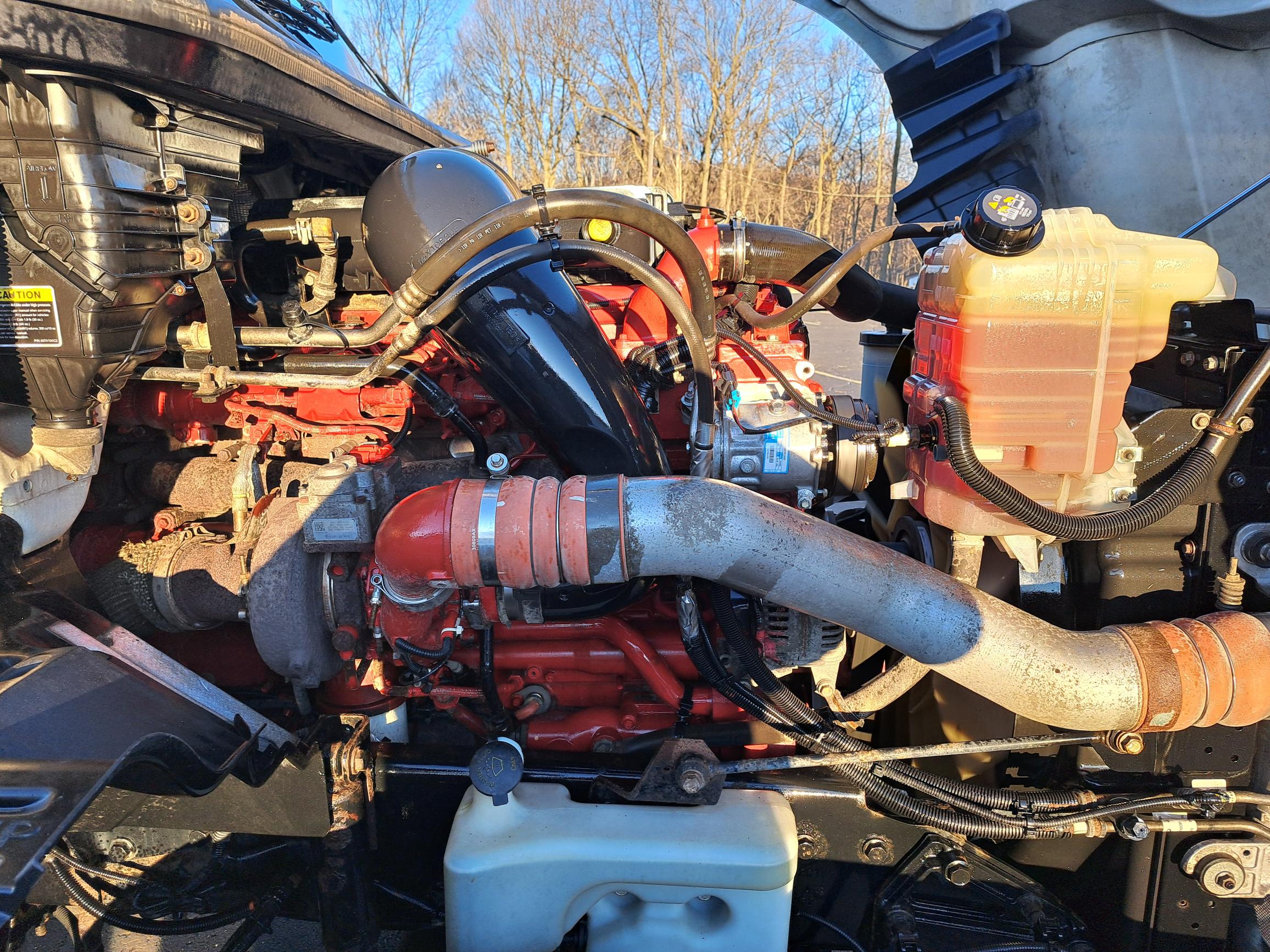 2019 INTERNATIONAL LT625 UT18129-14 2019 INTERNATIONAL LT625 UT18129-14