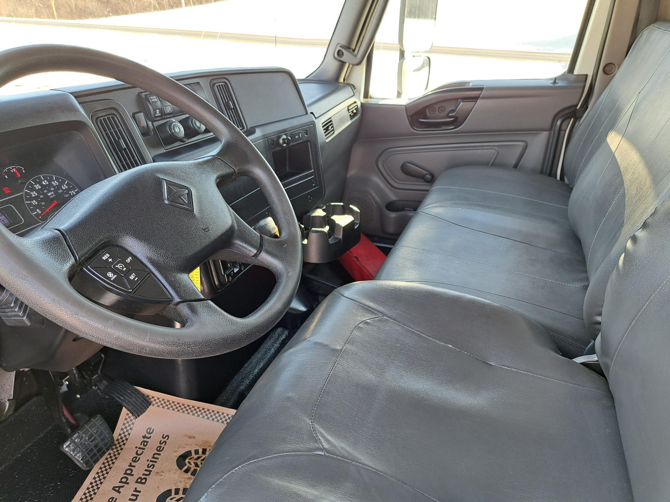 2020 INTERNATIONAL MV607 - image 5 of 6