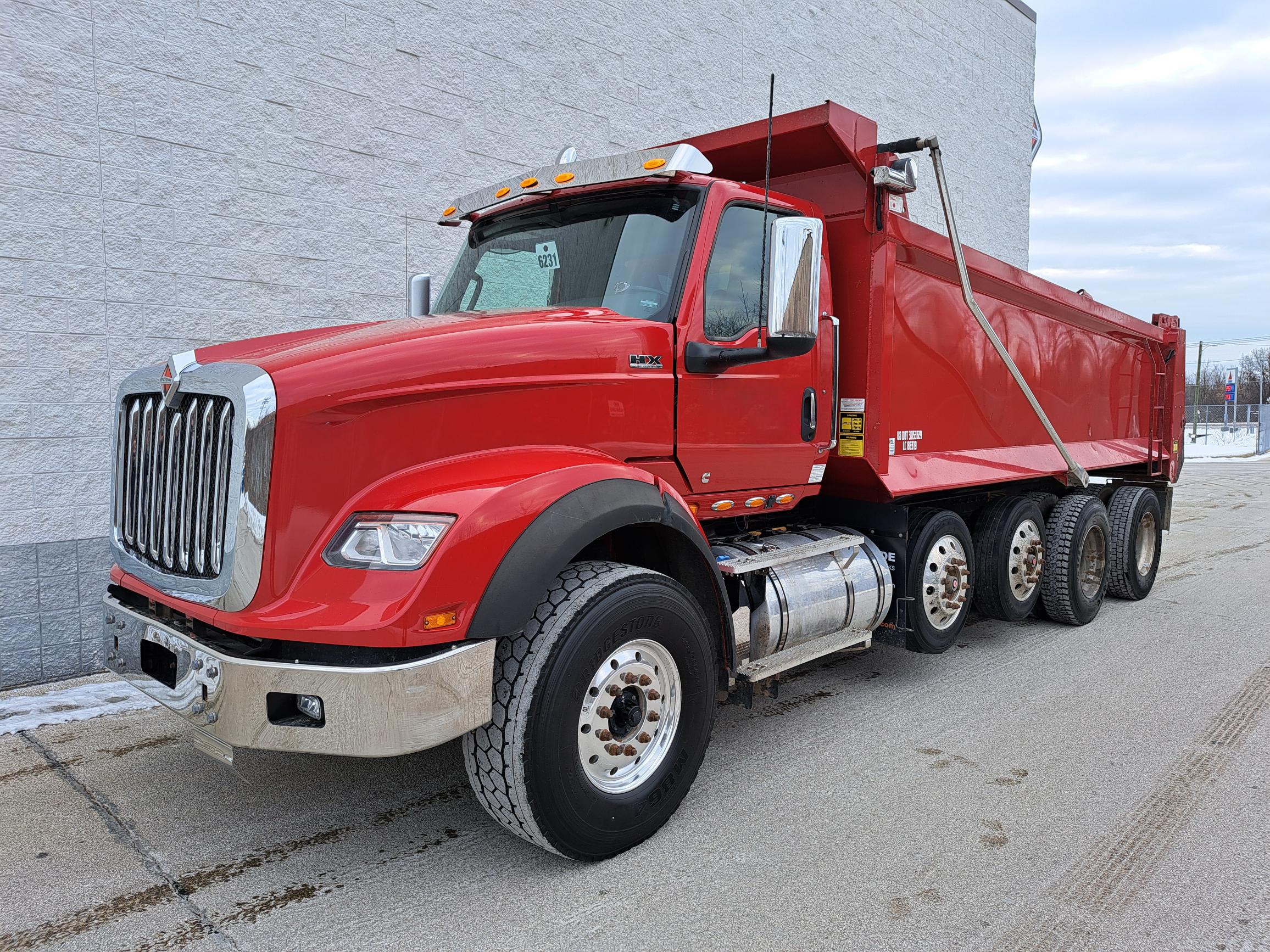 2023 INTERNATIONAL HX620 - image 1 of 6