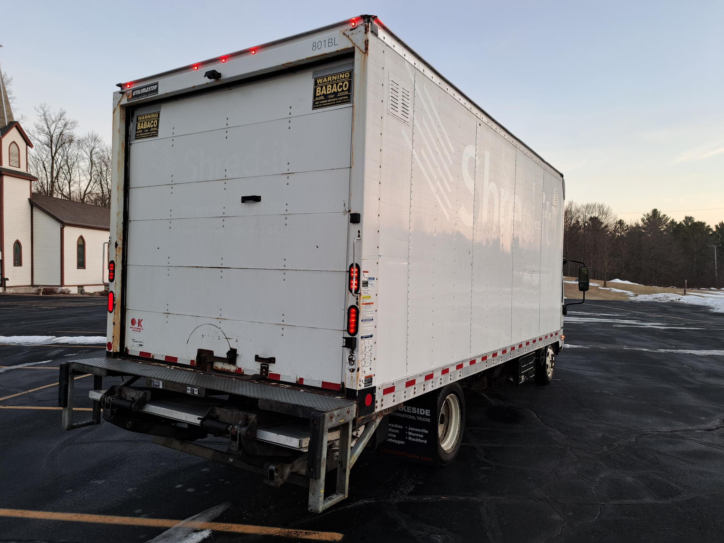 2019 ISUZU NRR - image 4 of 6