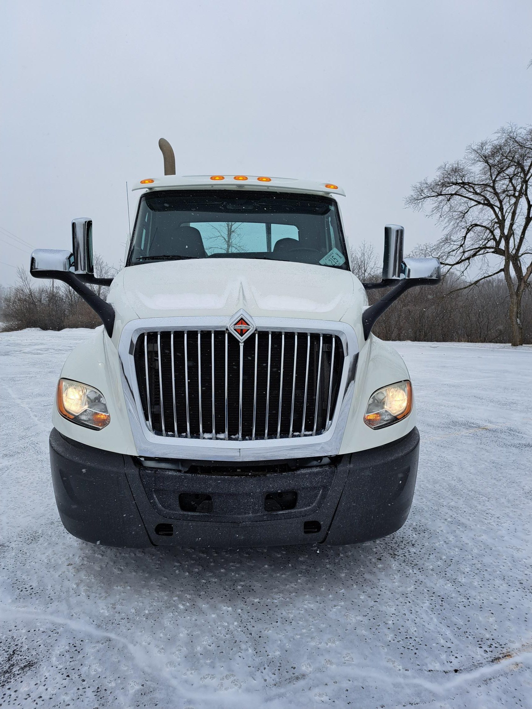 2019 INTERNATIONAL LT625 - image 5 of 6