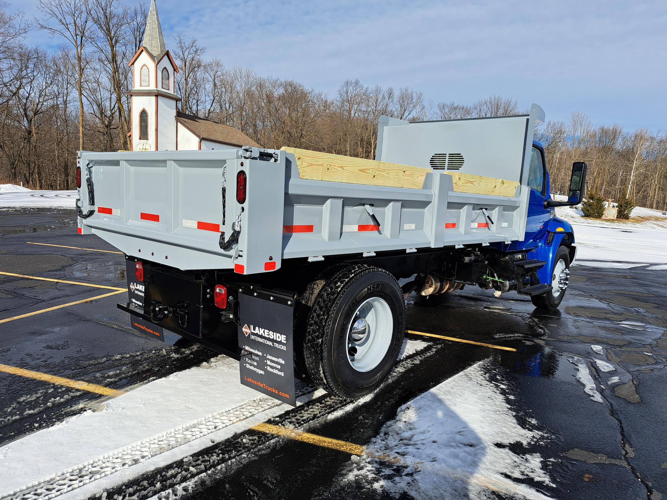 2020 INTERNATIONAL MV607 - image 3 of 6