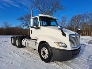 2020 INTERNATIONAL LT625 UT18144-01