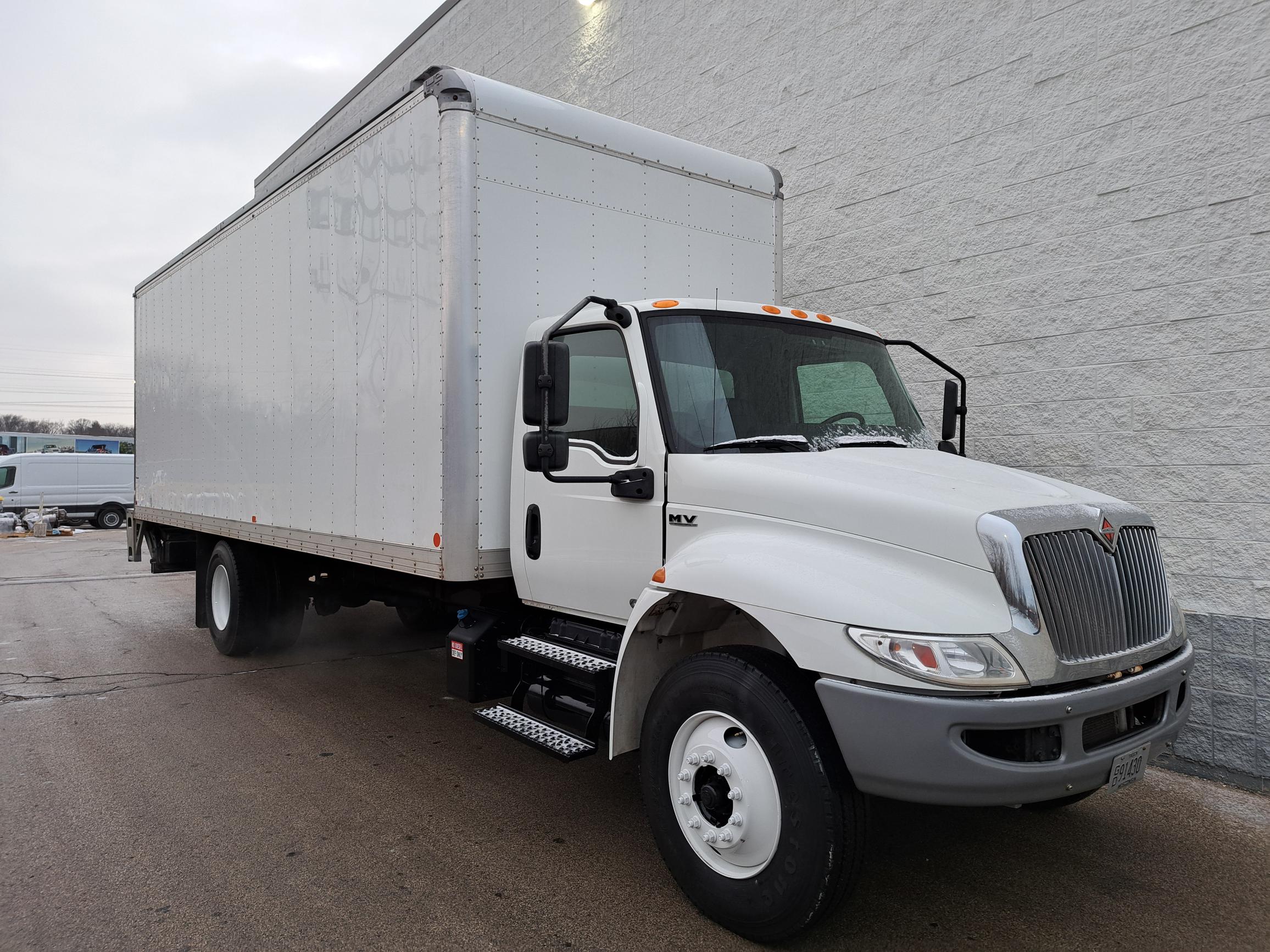 2020 INTERNATIONAL MV607 - image 1 of 6