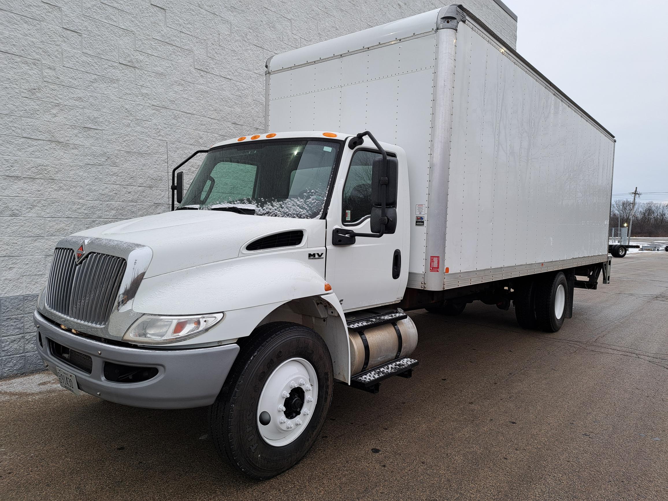 2020 INTERNATIONAL MV607 - image 3 of 6